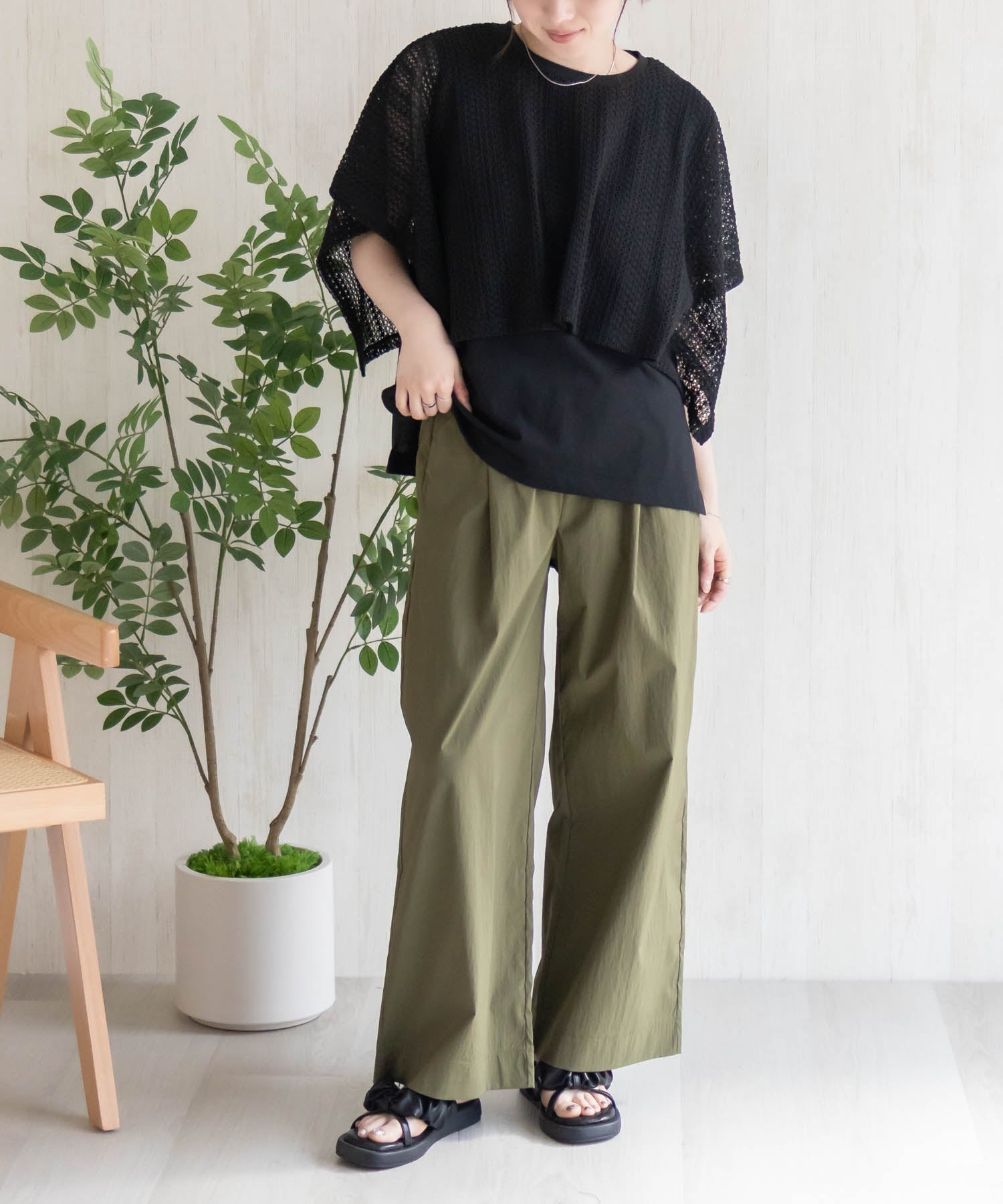 ハッシュアッシュ HusHusH ケープ調Tシャツ (ホワイト) ホワイト