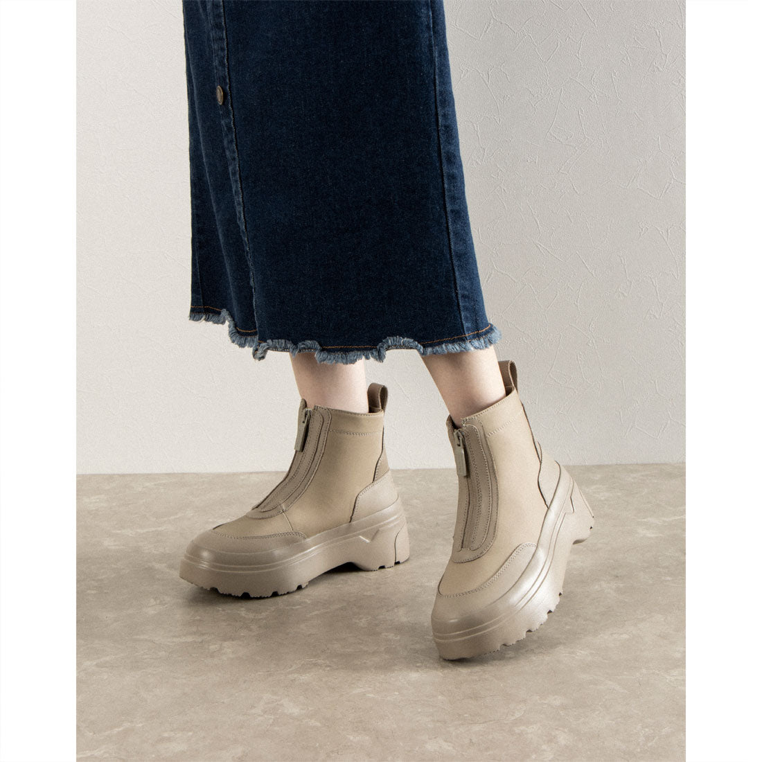 Hunter Women's Explorer Ankle Zip Flatform Boots