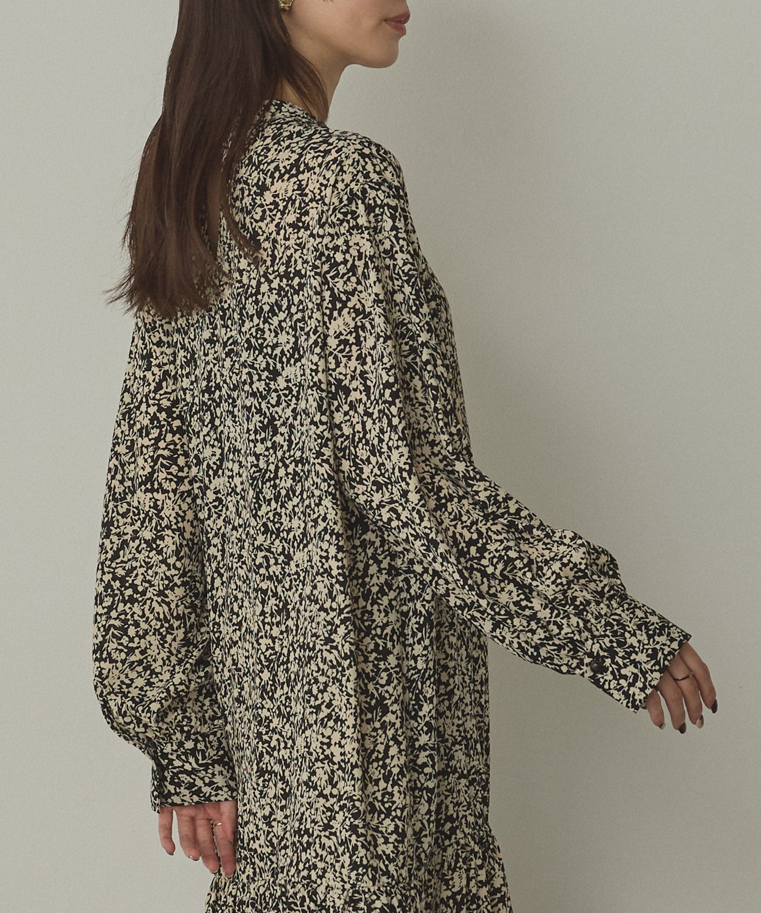 ハンチ hunch ジョーゼット柄 プリントワンピース (ブラック) ブラック