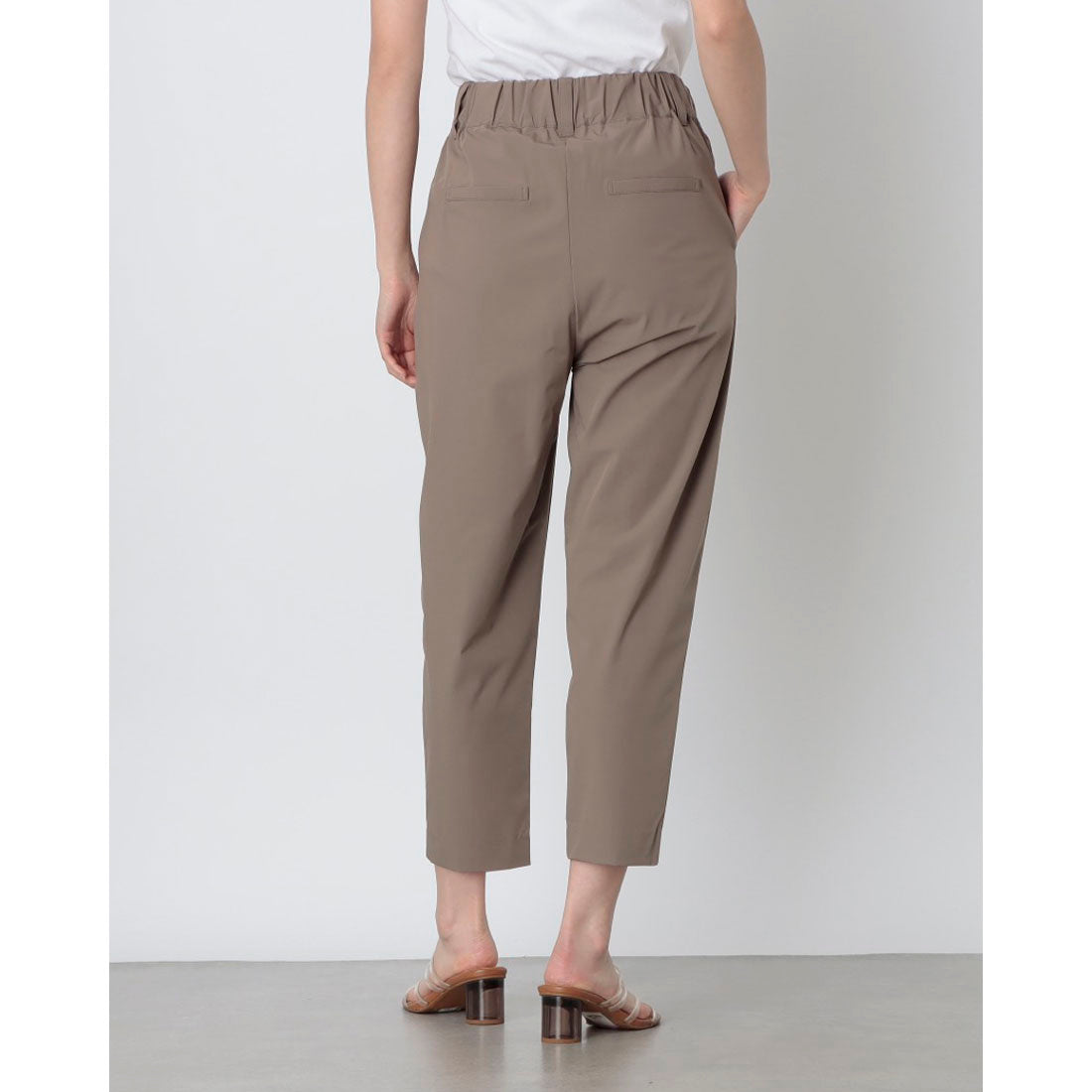 ハンチ hunch ICE TOUCH テーパードパンツ (TAUPE) TAUPE