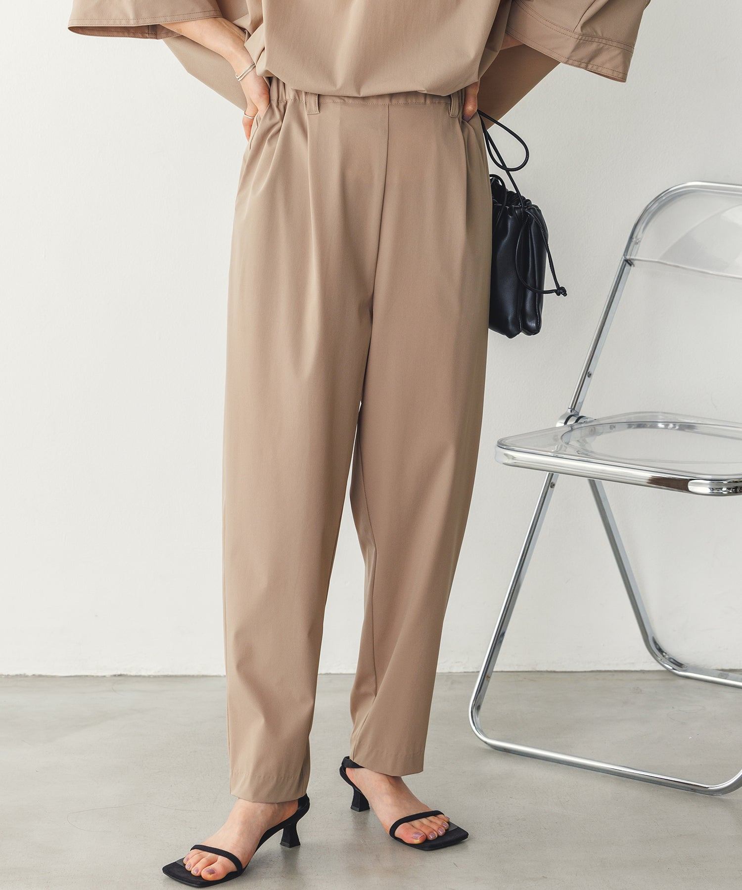 ハンチ hunch 接触冷感テーパードパンツ (ベージュ) ベージュ