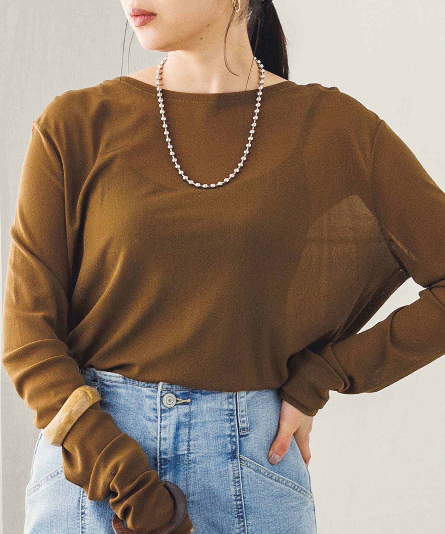 ハンチ hunch シアークルーネックトップス (カーキ) カーキ