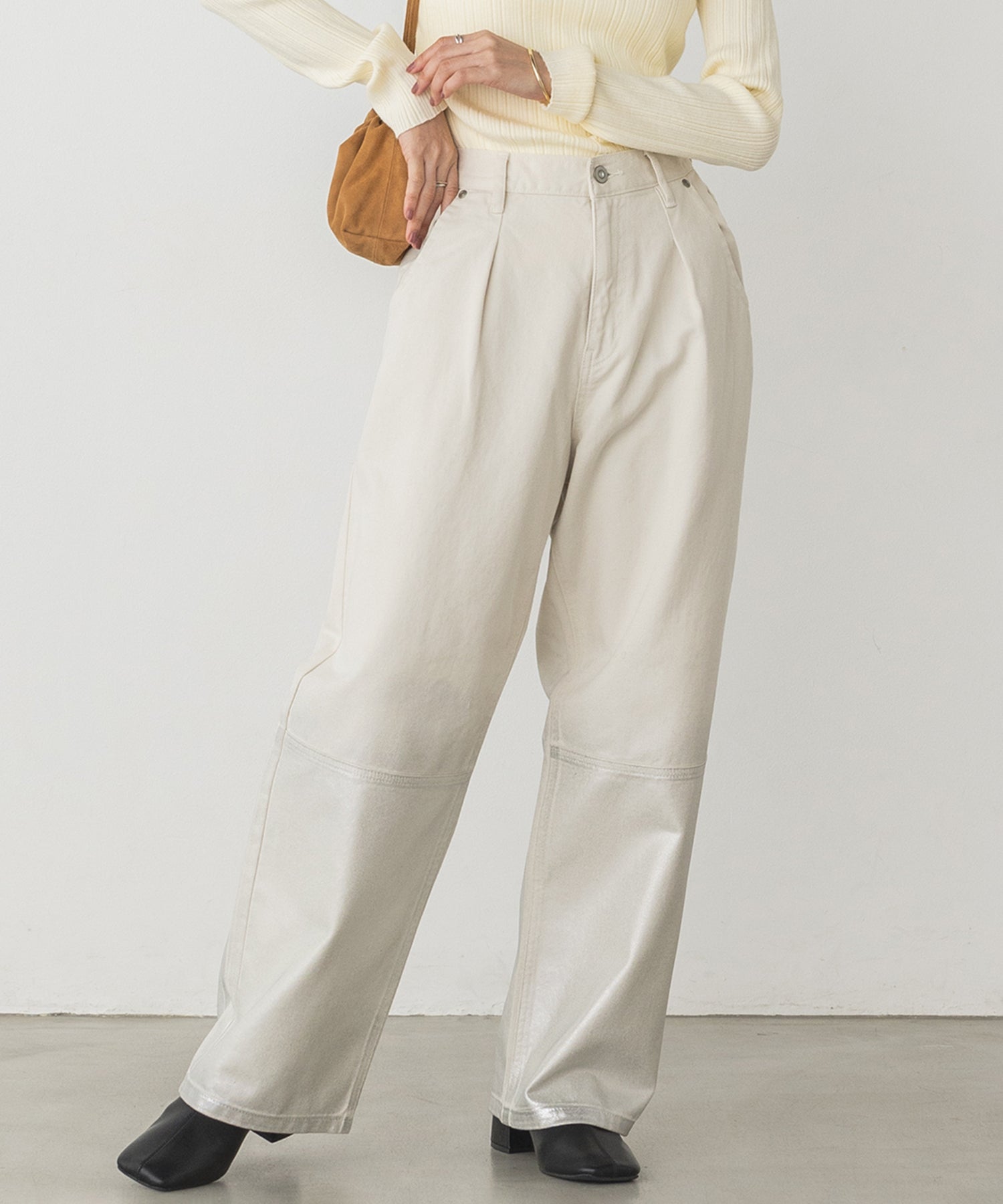 ハンチ hunch 箔プリントルーズデニムパンツ