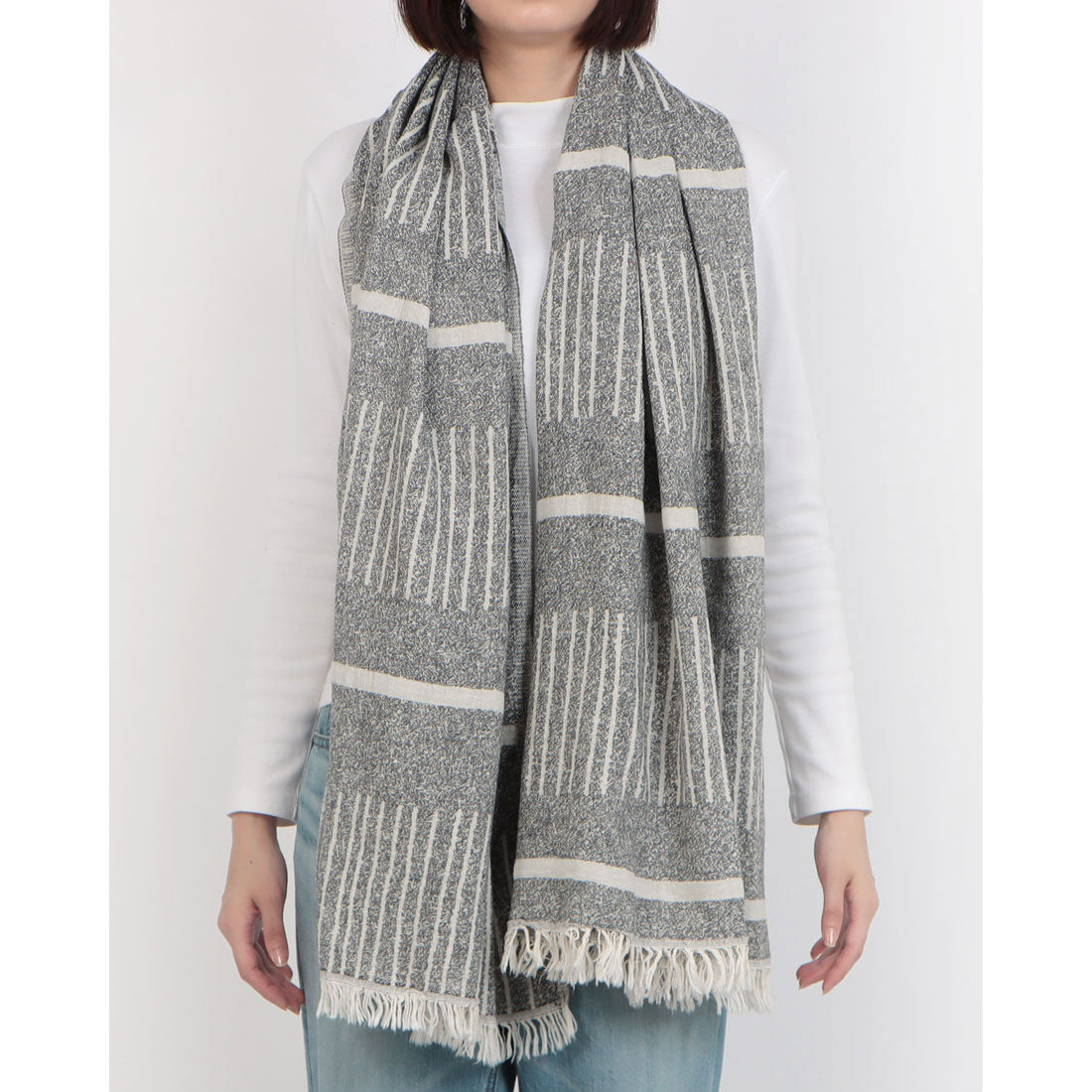 ハスキー HUSKY トルコ伝統の美を纏う。通年使える万能ストール「ペシュテマル」。日常に、旅先に、心地よさと美しさを。 (BLACK) BLACK