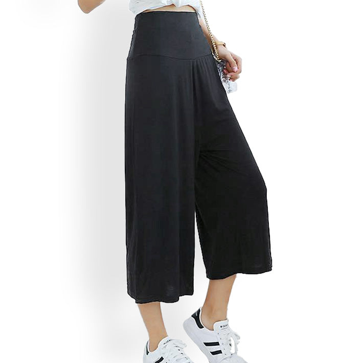 AIKA ica Thin, soft, stretchy material Cut and sewn 3/4 length gaucho pants Wide pants