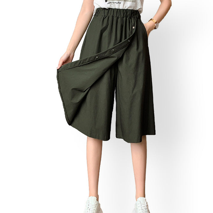 Aika Cool, smooth, thin stretch material, below-the-knee length, wrap skirt style gaucho pants