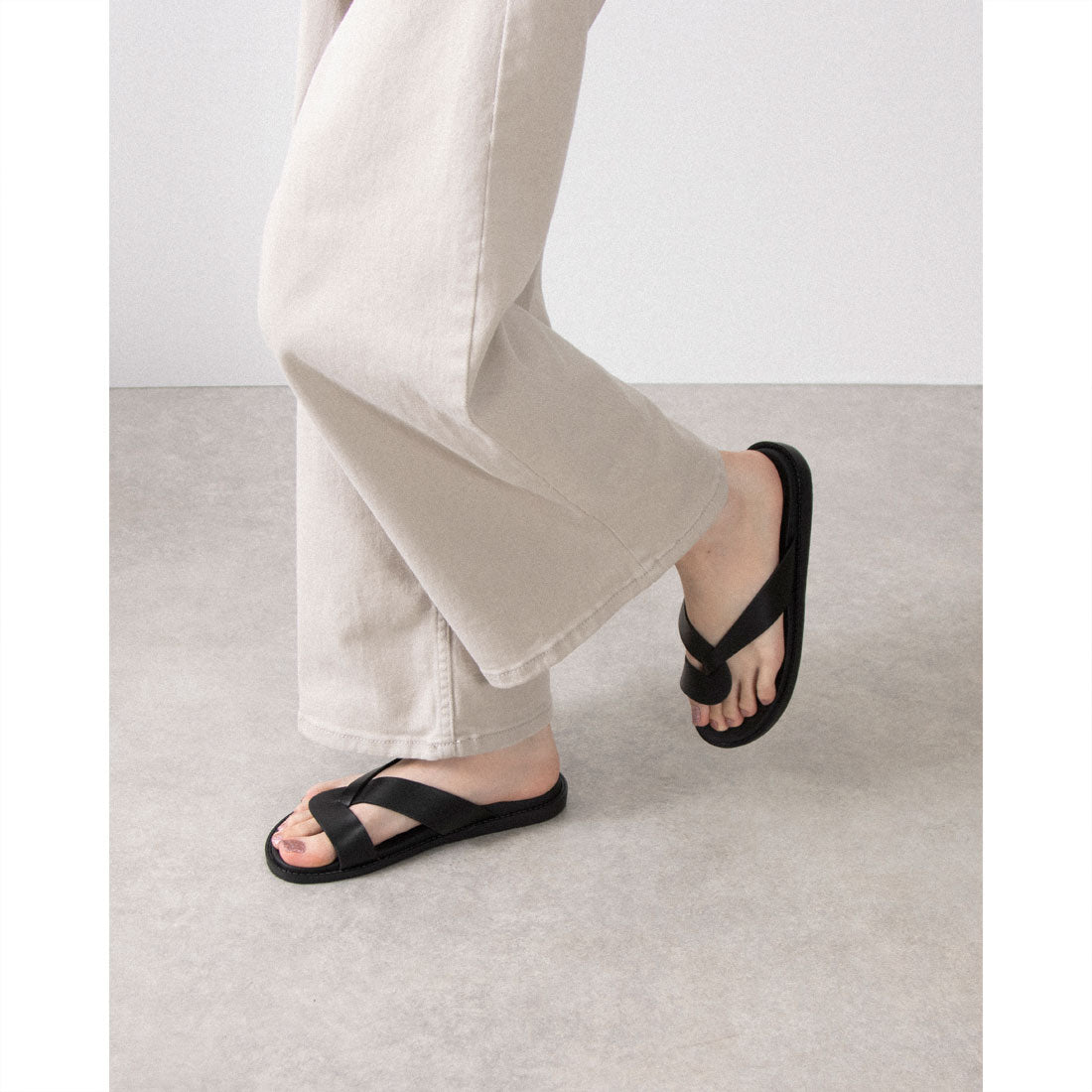 アイケープラス IKplus 【日本製】【ネット限定】ダブルクロスフラットサンダル