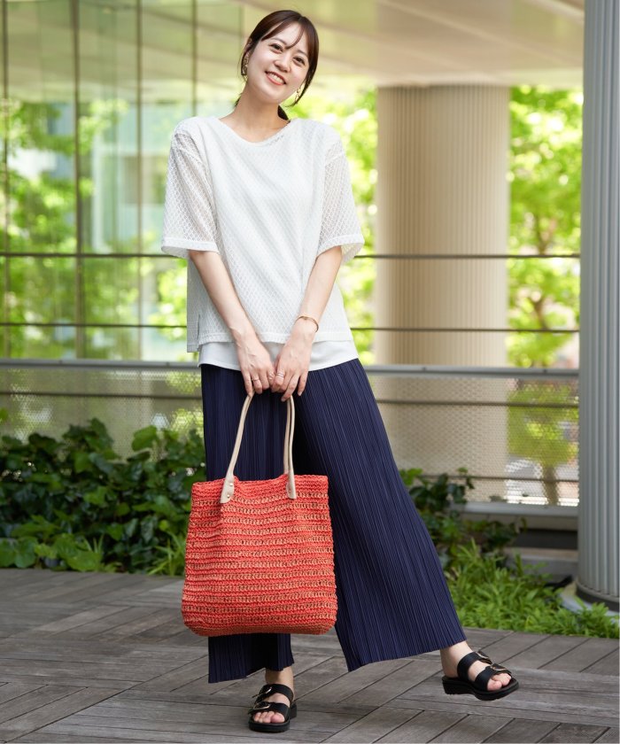 イッカ ikka 【雑誌InRed5月号掲載】サラットプリーツワイドパンツ (チャコール) チャコール