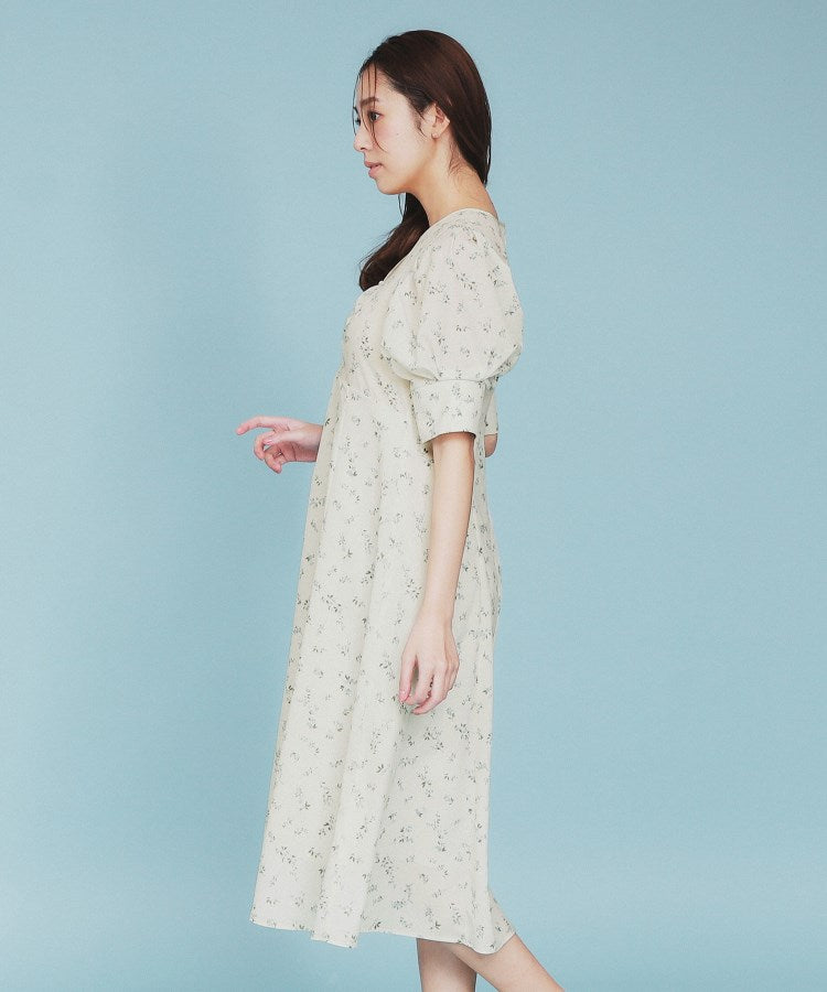 インデックス index フラワーパイピングVネックフレアワンピース【洗濯機可・イージーアイロン】 (アイボリー(104)) アイボリー(104)