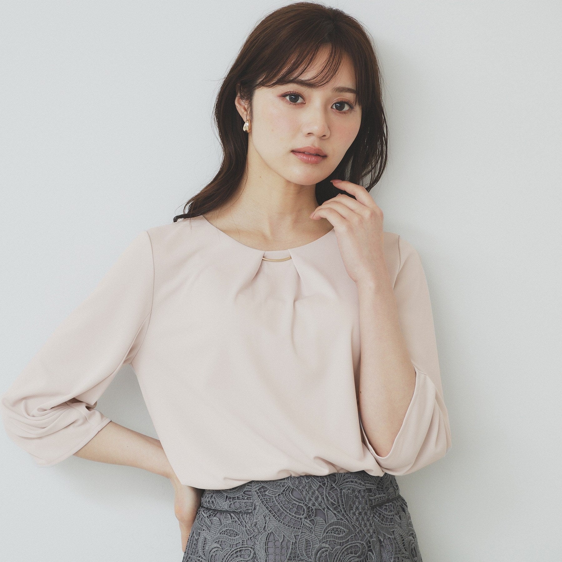 インデックス index ブラウスライクタックスリーブプルオーバー【洗濯機可・吸水速乾・UVケア・接触冷感】 (グレージュ(850)) グレージュ(850)