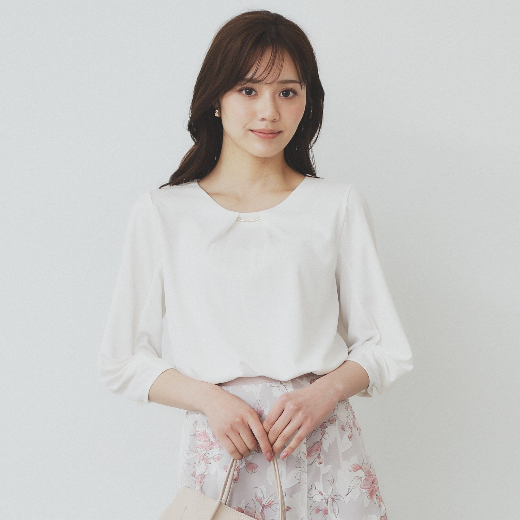 インデックス index ブラウスライクタックスリーブプルオーバー【洗濯機可・吸水速乾・UVケア・接触冷感】 (グレージュ(850)) グレージュ(850)