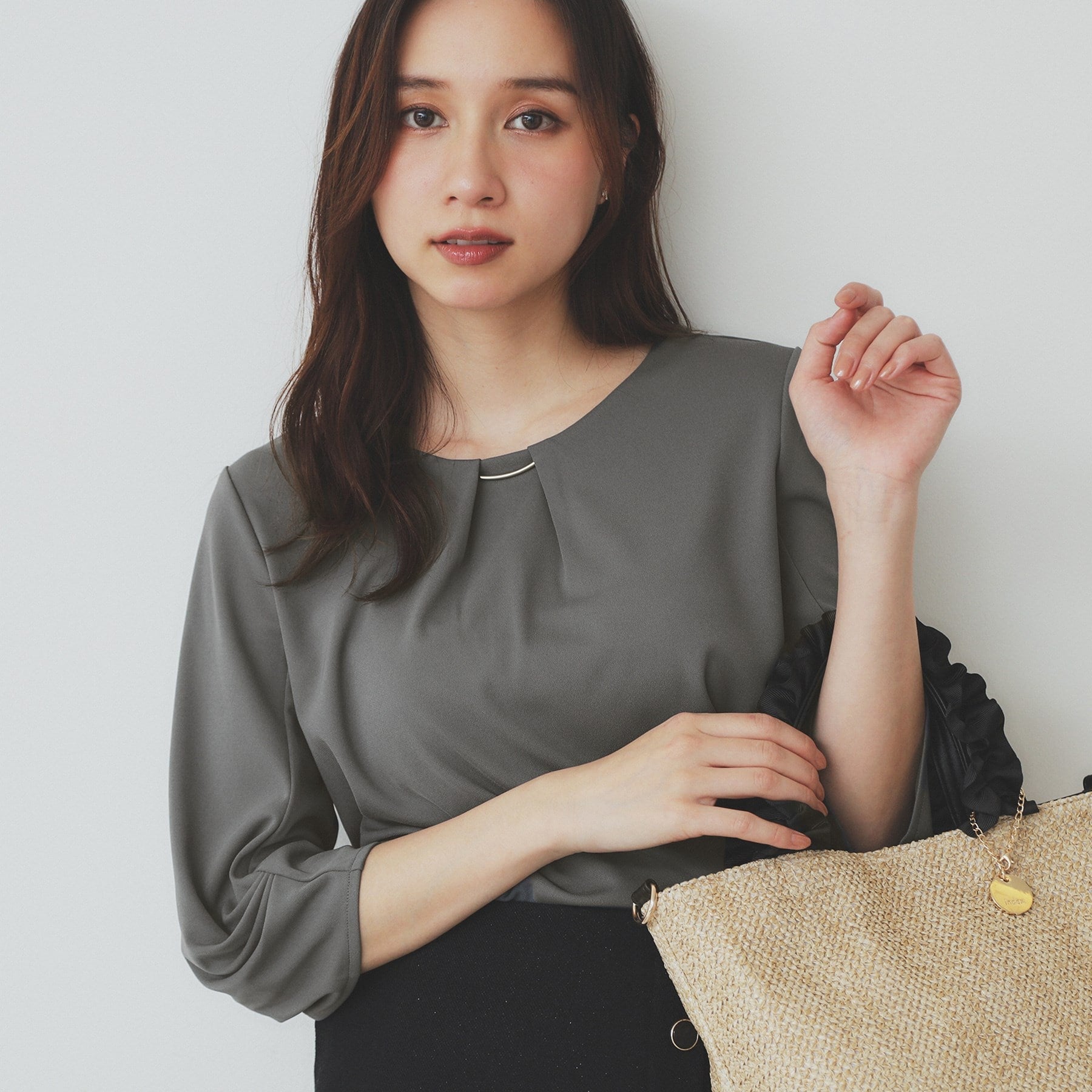 インデックス index ブラウスライクタックスリーブプルオーバー【洗濯機可・吸水速乾・UVケア・接触冷感】 (グレージュ(850)) グレージュ(850)