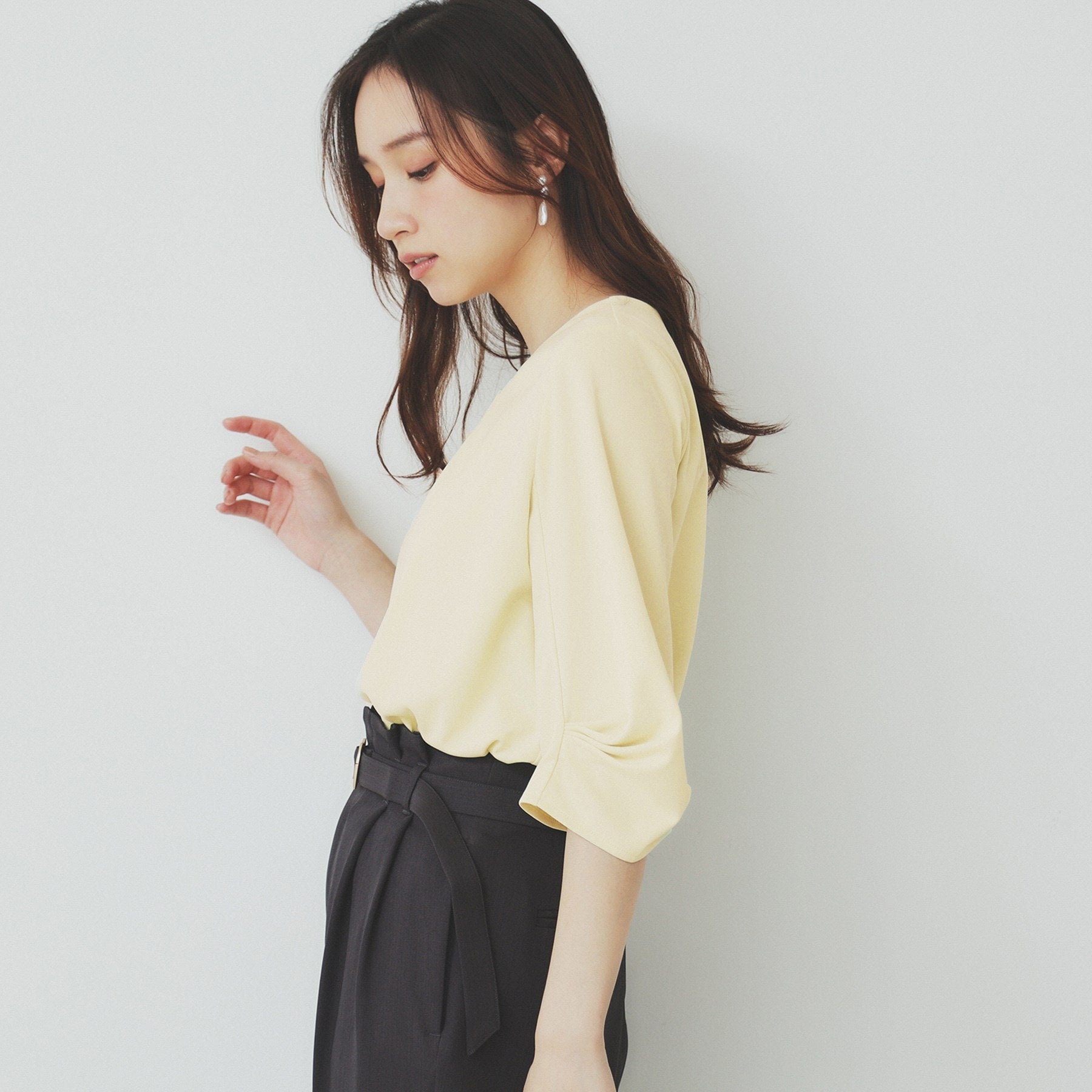 インデックス index ブラウスライクタックスリーブプルオーバー【洗濯機可・吸水速乾・UVケア・接触冷感】 (グレージュ(850)) グレージュ(850)