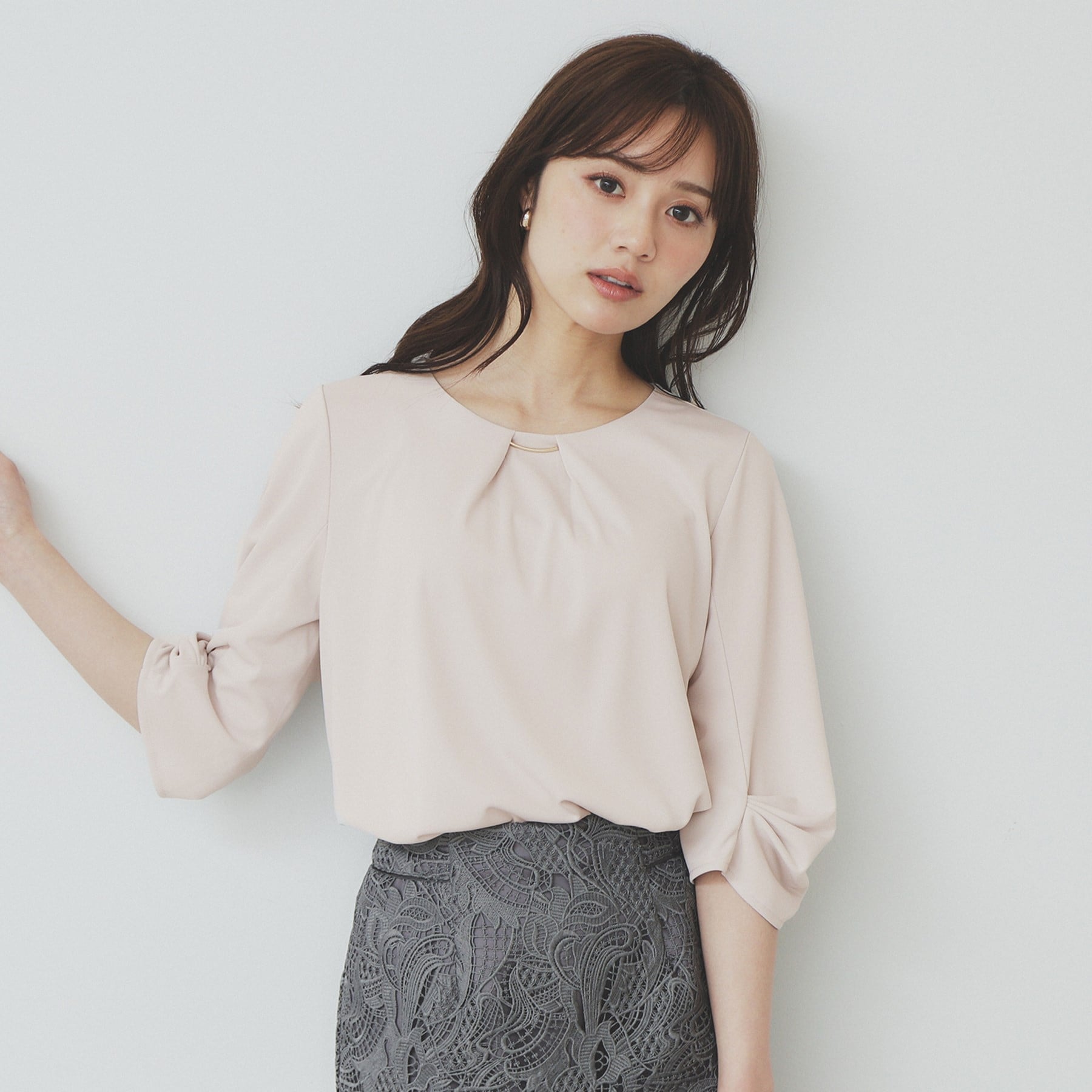 インデックス index ブラウスライクタックスリーブプルオーバー【洗濯機可・吸水速乾・UVケア・接触冷感】 (グレージュ(850)) グレージュ(850)