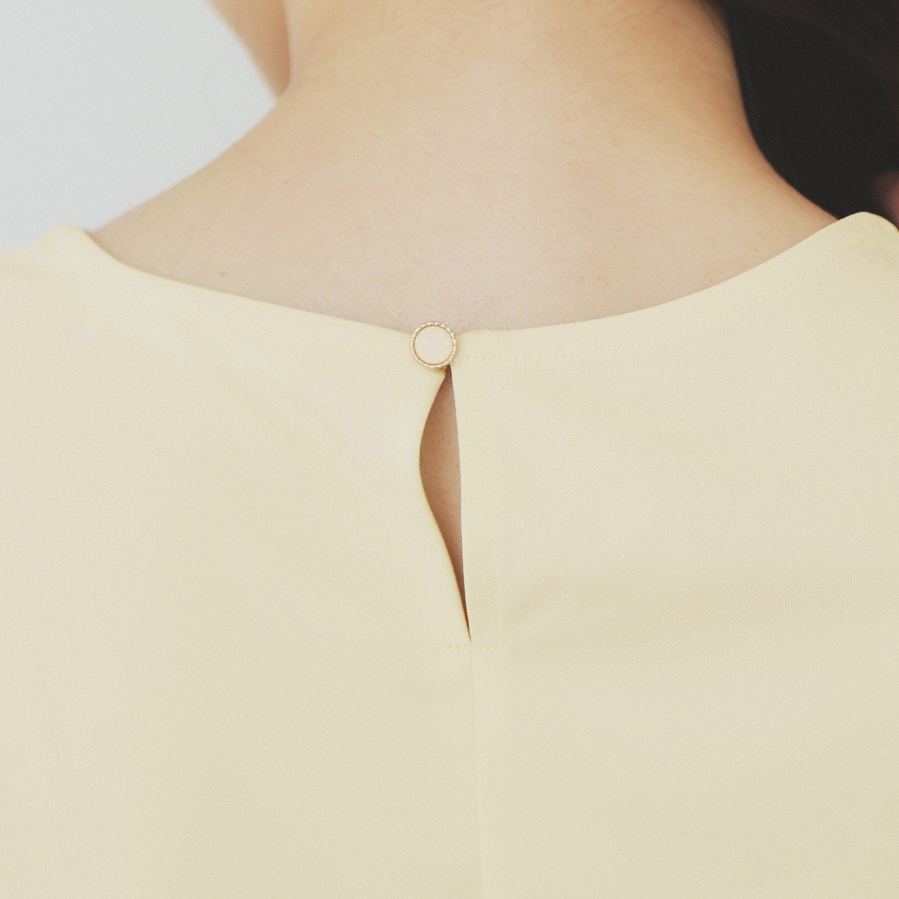 インデックス index ブラウスライクタックスリーブプルオーバー【洗濯機可・吸水速乾・UVケア・接触冷感】 (グレージュ(850)) グレージュ(850)