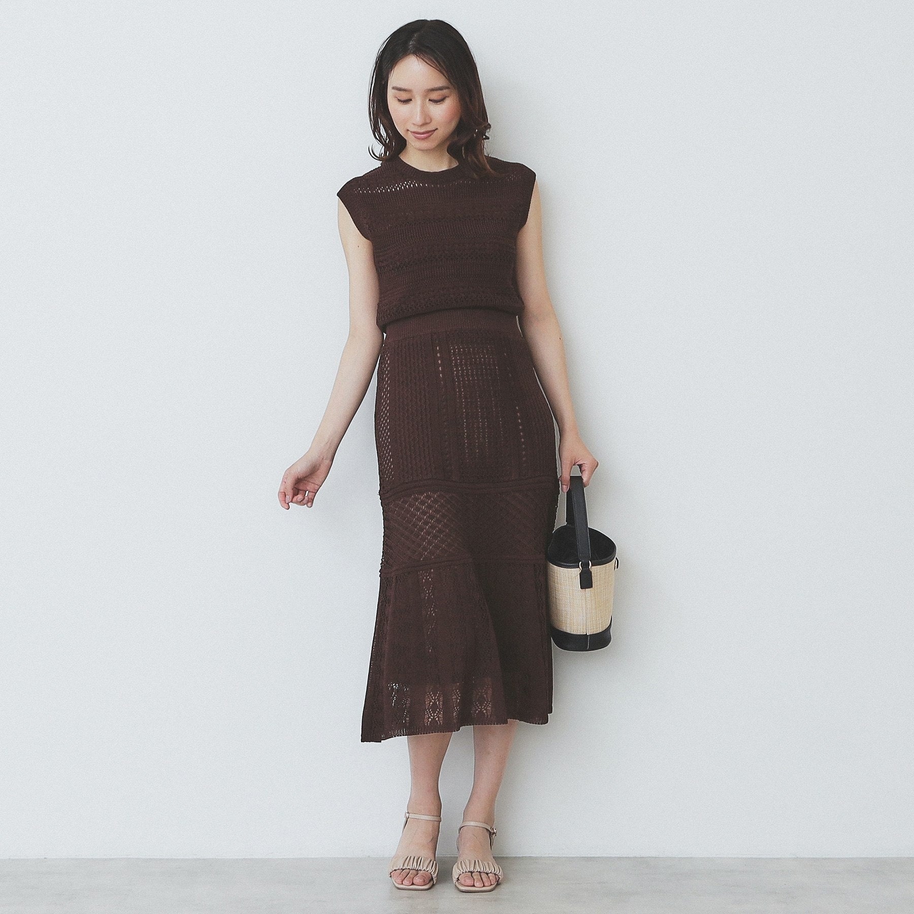 インデックス index 透かし編みフレアニットスカート【洗濯機可】 (オフホワイト(303)) オフホワイト(303)