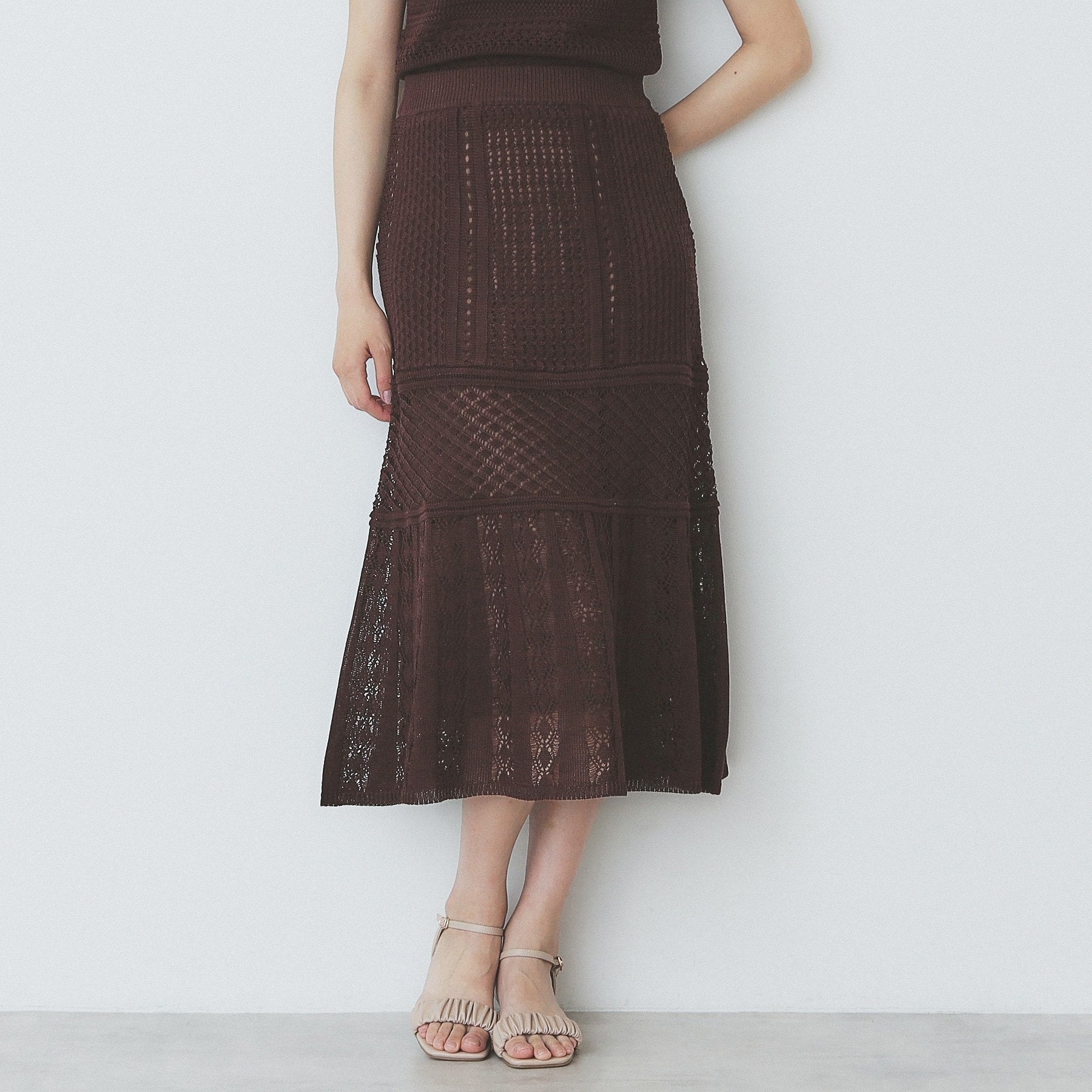 インデックス index 透かし編みフレアニットスカート【洗濯機可】 (ブラウン(044)) ブラウン(044)