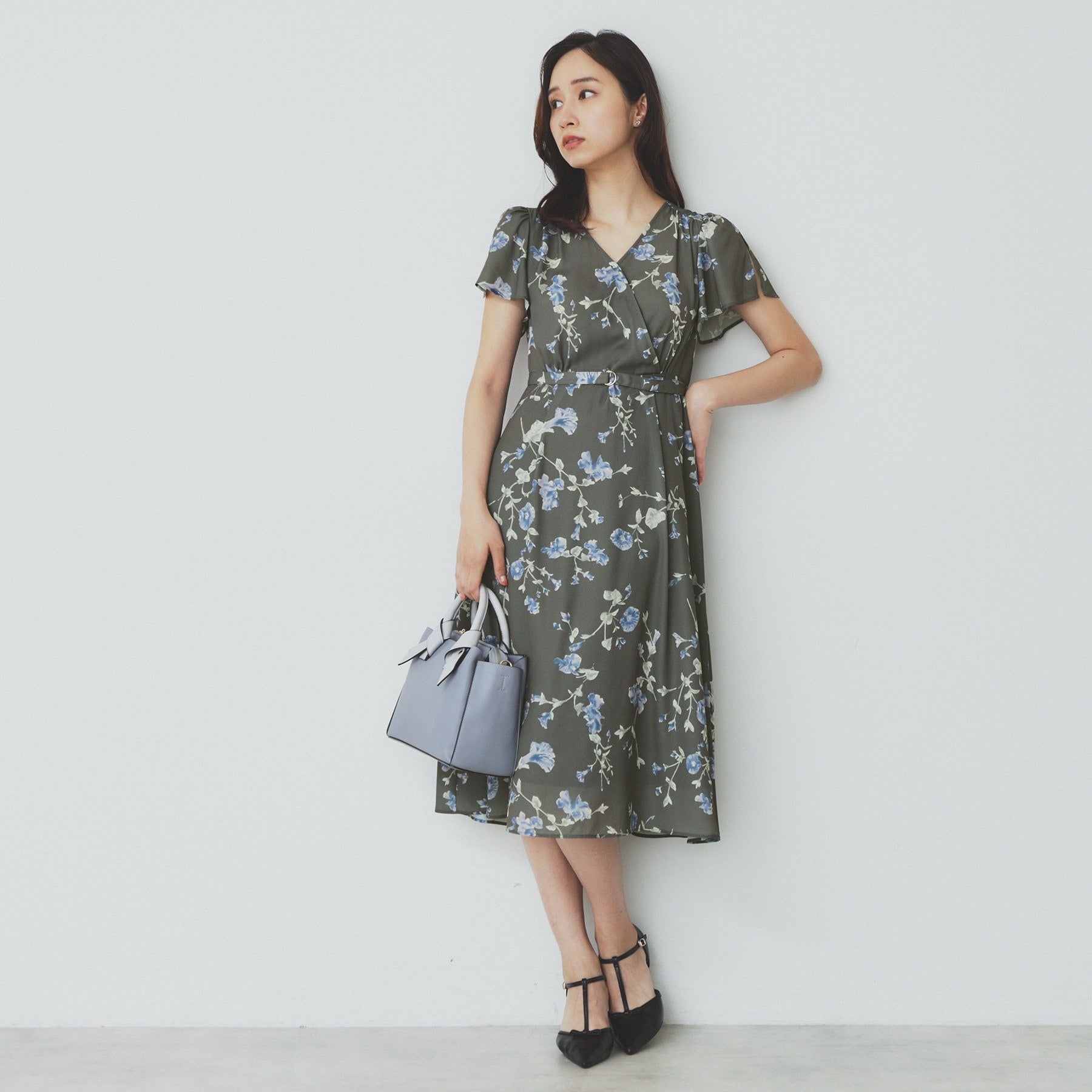 インデックス index カシュクールフラワーフレアスリーブワンピース【洗濯機可】 (ライトベージュ(151)) ライトベージュ(151)