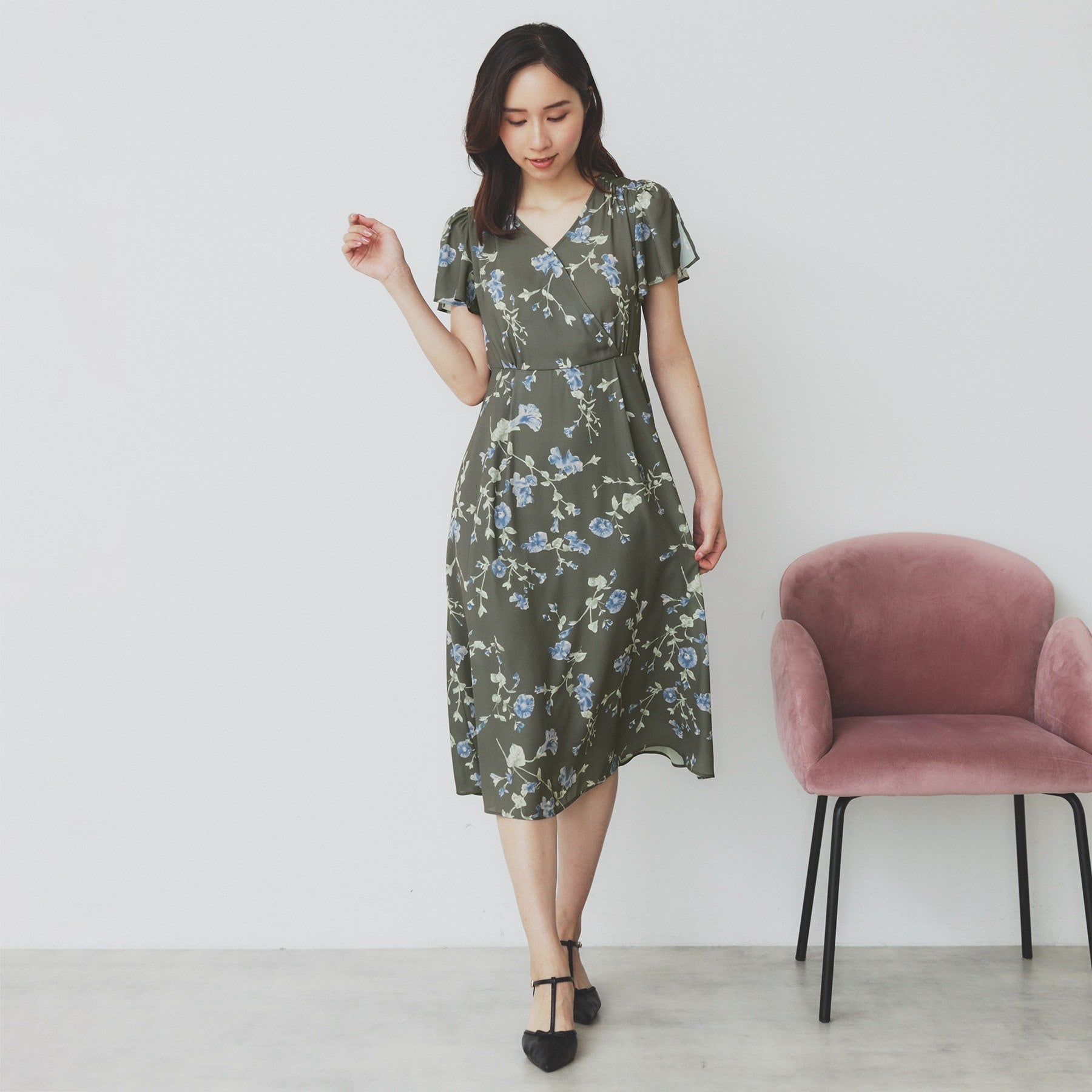 インデックス index カシュクールフラワーフレアスリーブワンピース【洗濯機可】 (ライトベージュ(151)) ライトベージュ(151)