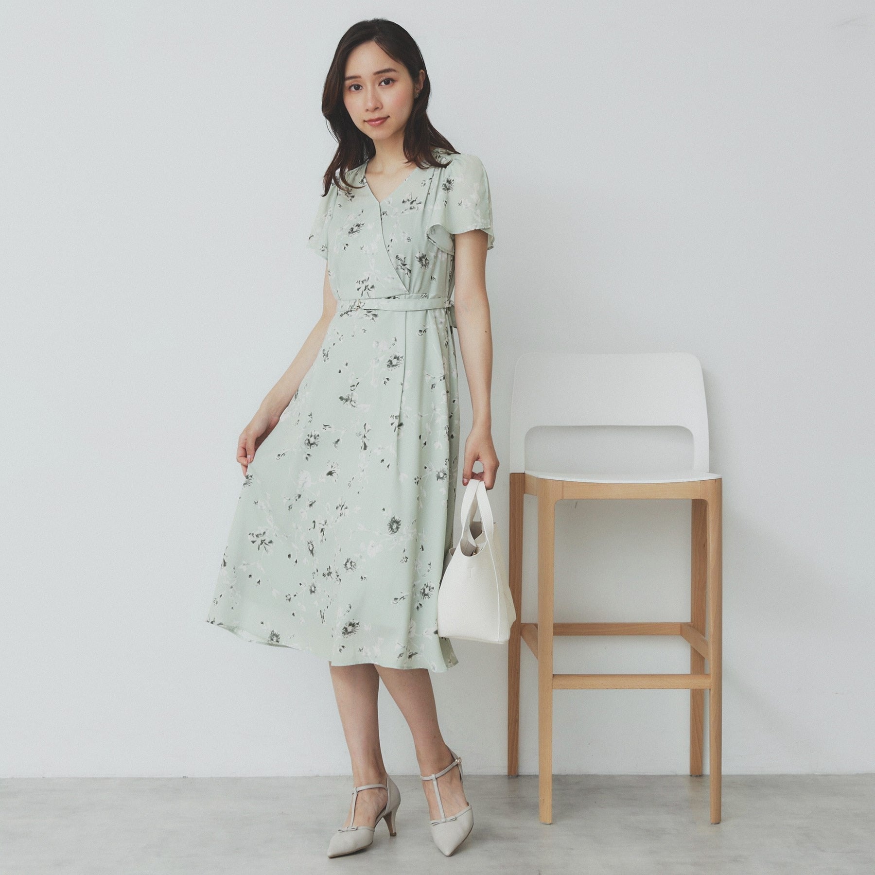 インデックス index カシュクールフラワーフレアスリーブワンピース【洗濯機可】 (ライトベージュ(151)) ライトベージュ(151)