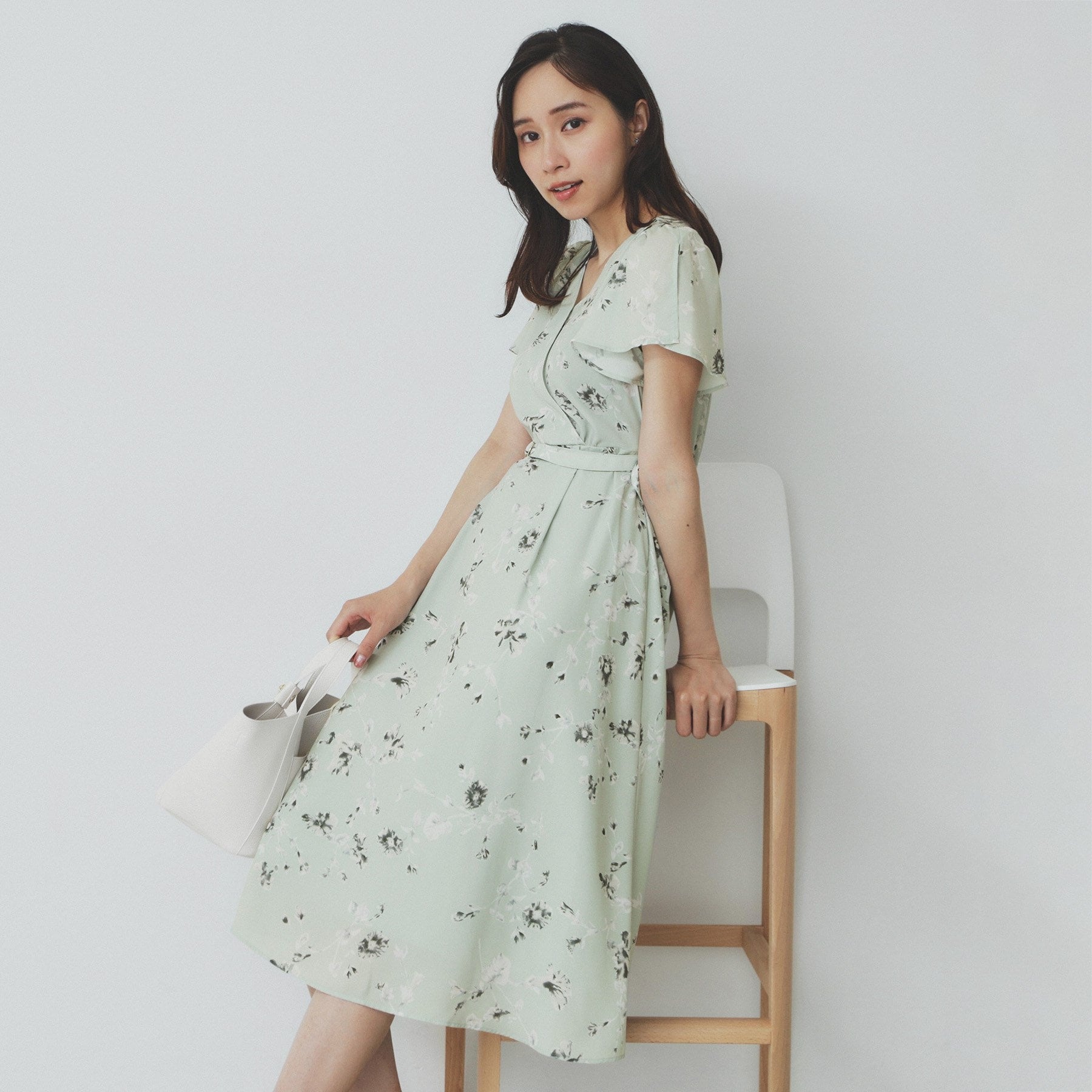 インデックス index カシュクールフラワーフレアスリーブワンピース【洗濯機可】 (ミントグリーン(121)) ミントグリーン(121)