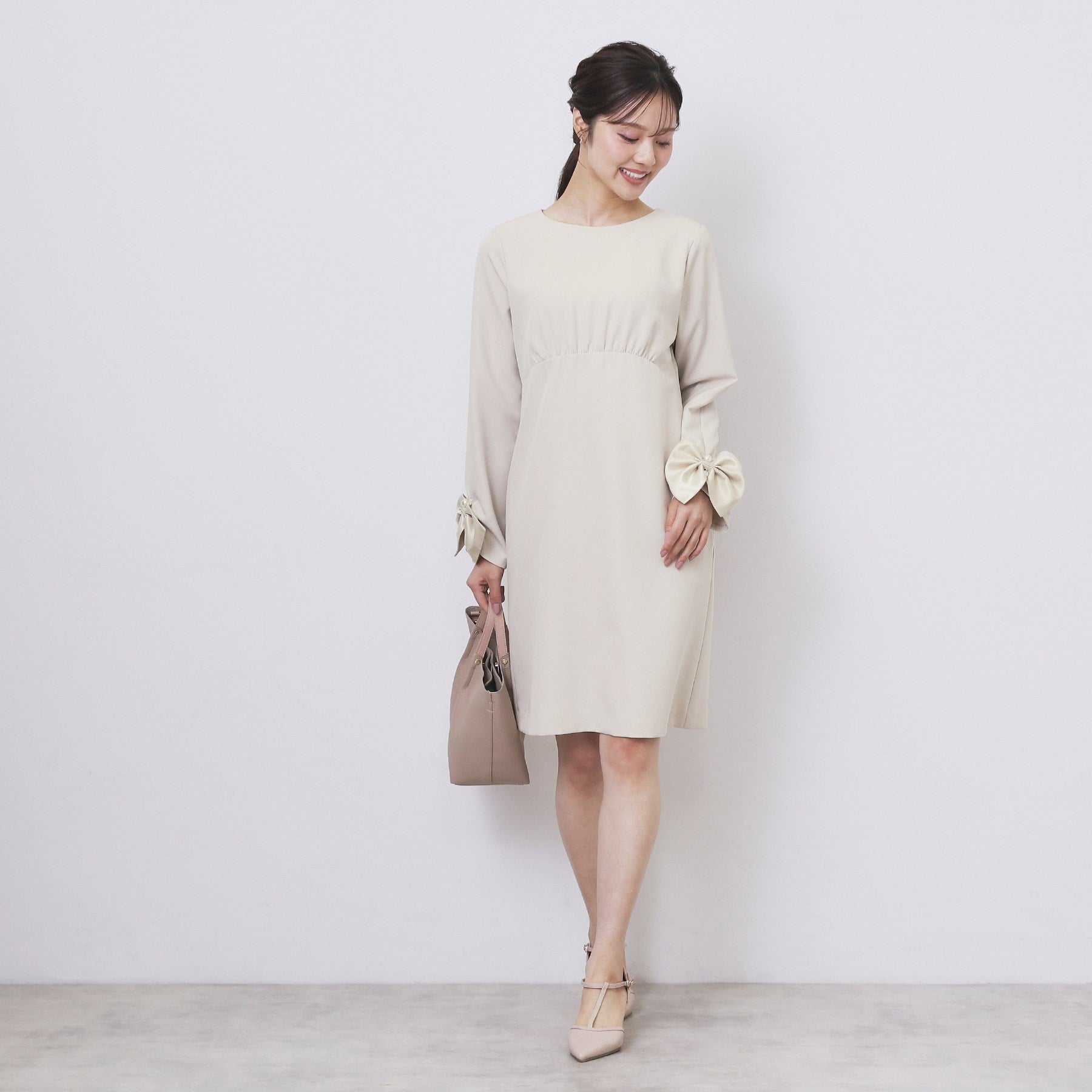 インデックス index ダブルクロスリボンスリーブサックワンピース【洗濯機可】 (ブラック(019)) ブラック(019)