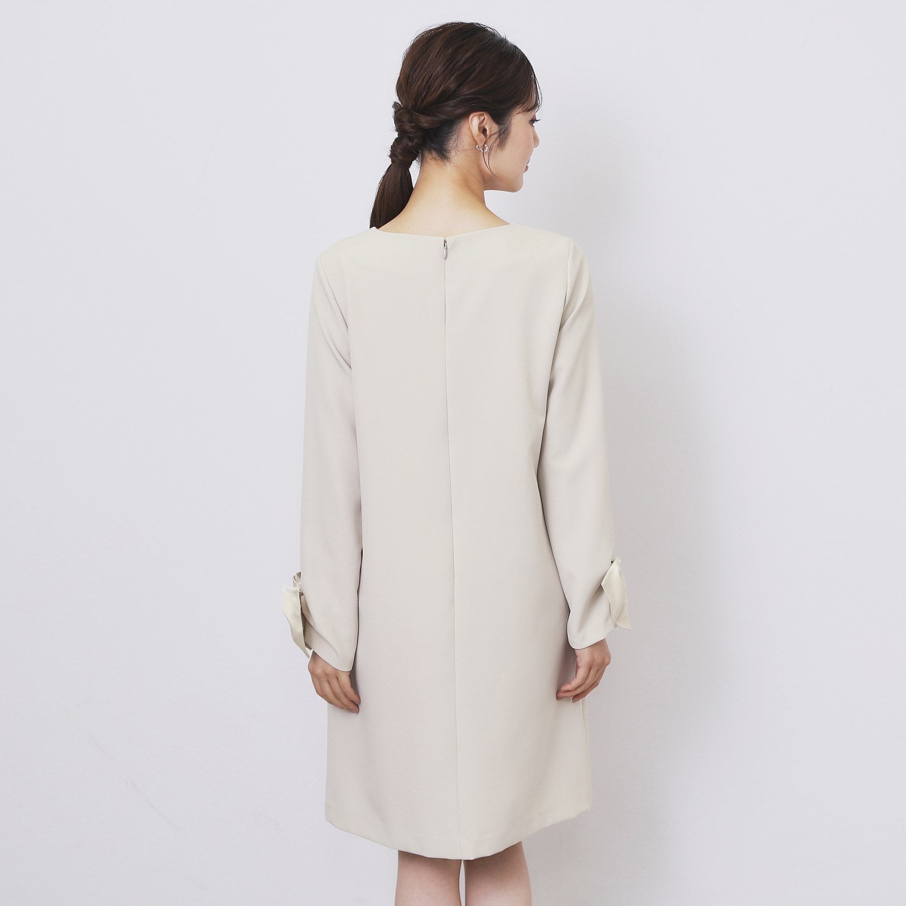 インデックス index ダブルクロスリボンスリーブサックワンピース【洗濯機可】 (ブラック(019)) ブラック(019)