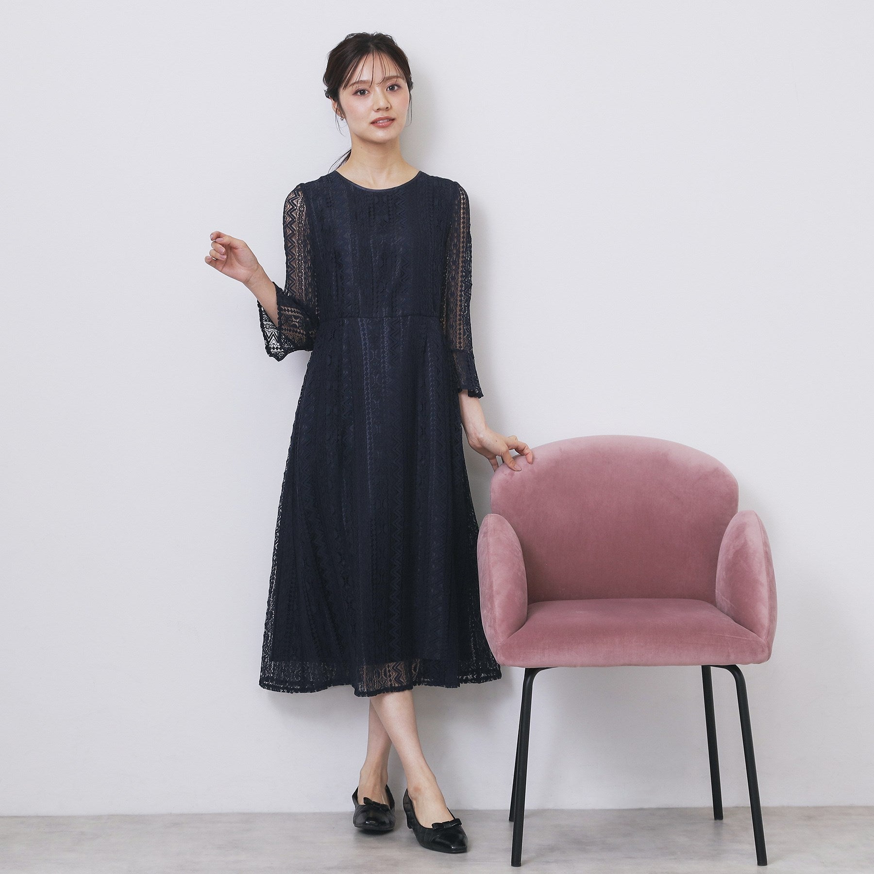 インデックス index 幾何ラインレースフレアスリーブワンピース【洗濯機可】 (ネイビー(094)) ネイビー(094)