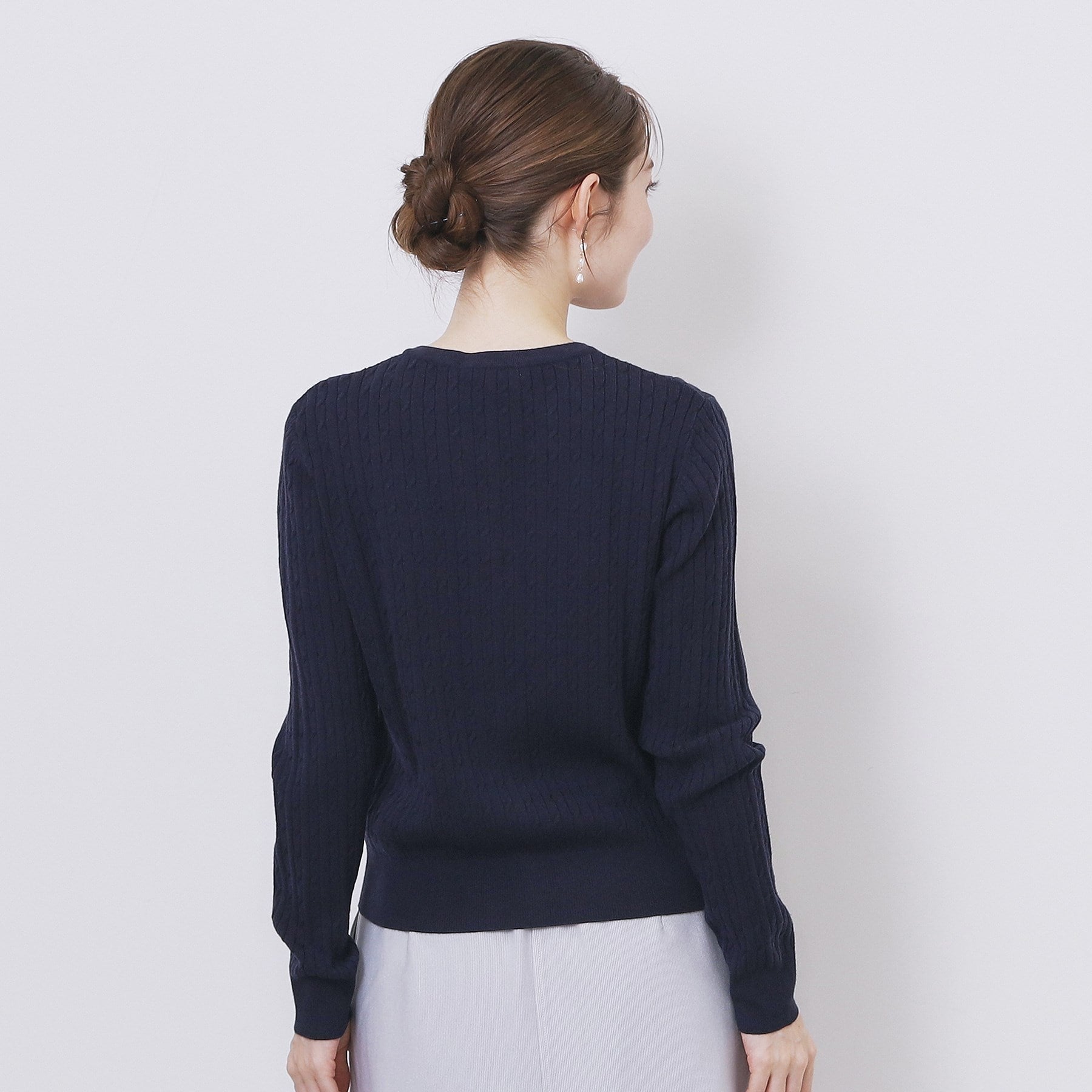 インデックス index ケーブルクルーネックカーディガン【洗濯機可】 (オフホワイト(003)) オフホワイト(003)