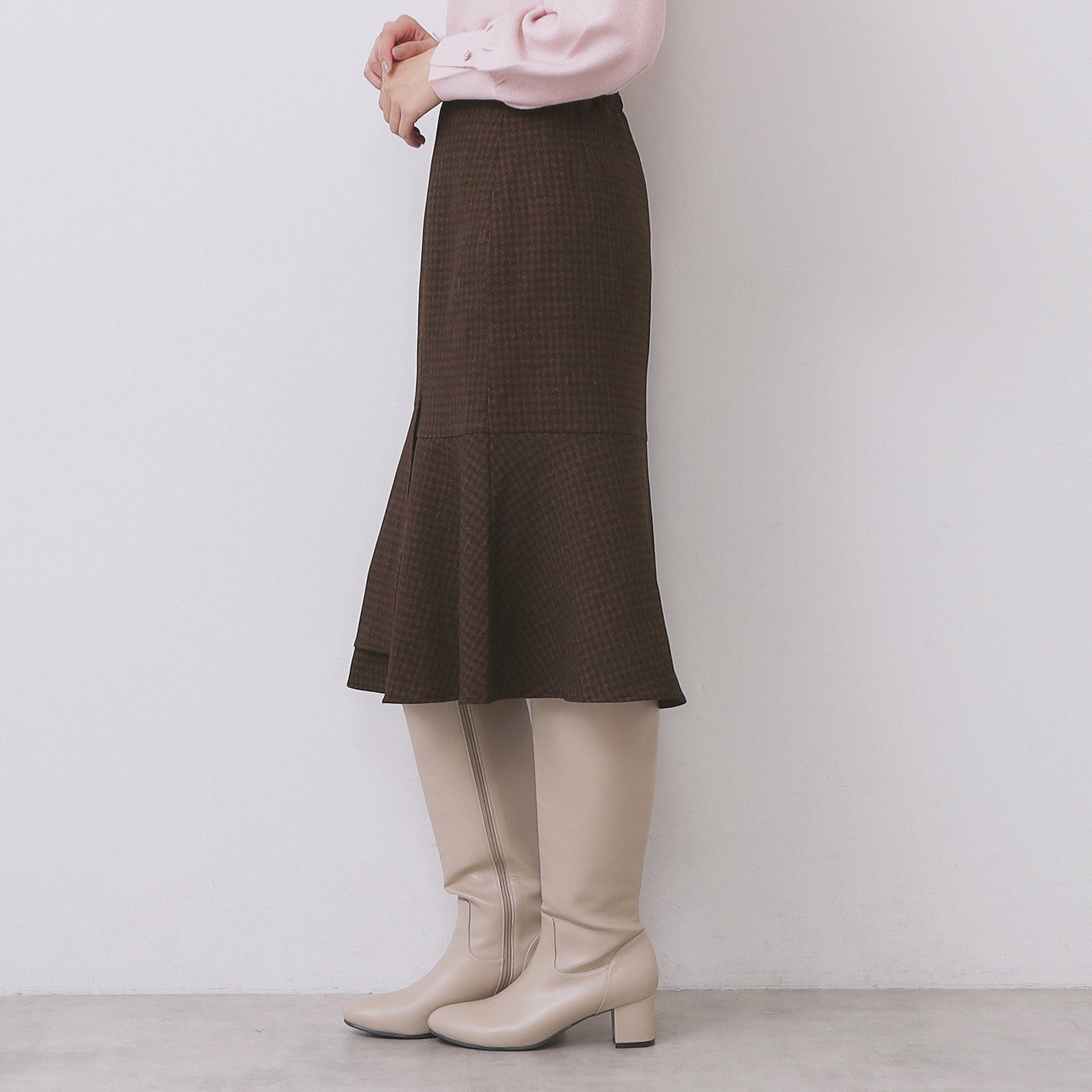 インデックス index カルゼツイードアシメフレアスカート【洗濯機可・防シワ・イージーアイロン・抗ピリング】 (チャコールグレー(013)) チャコールグレー(013)