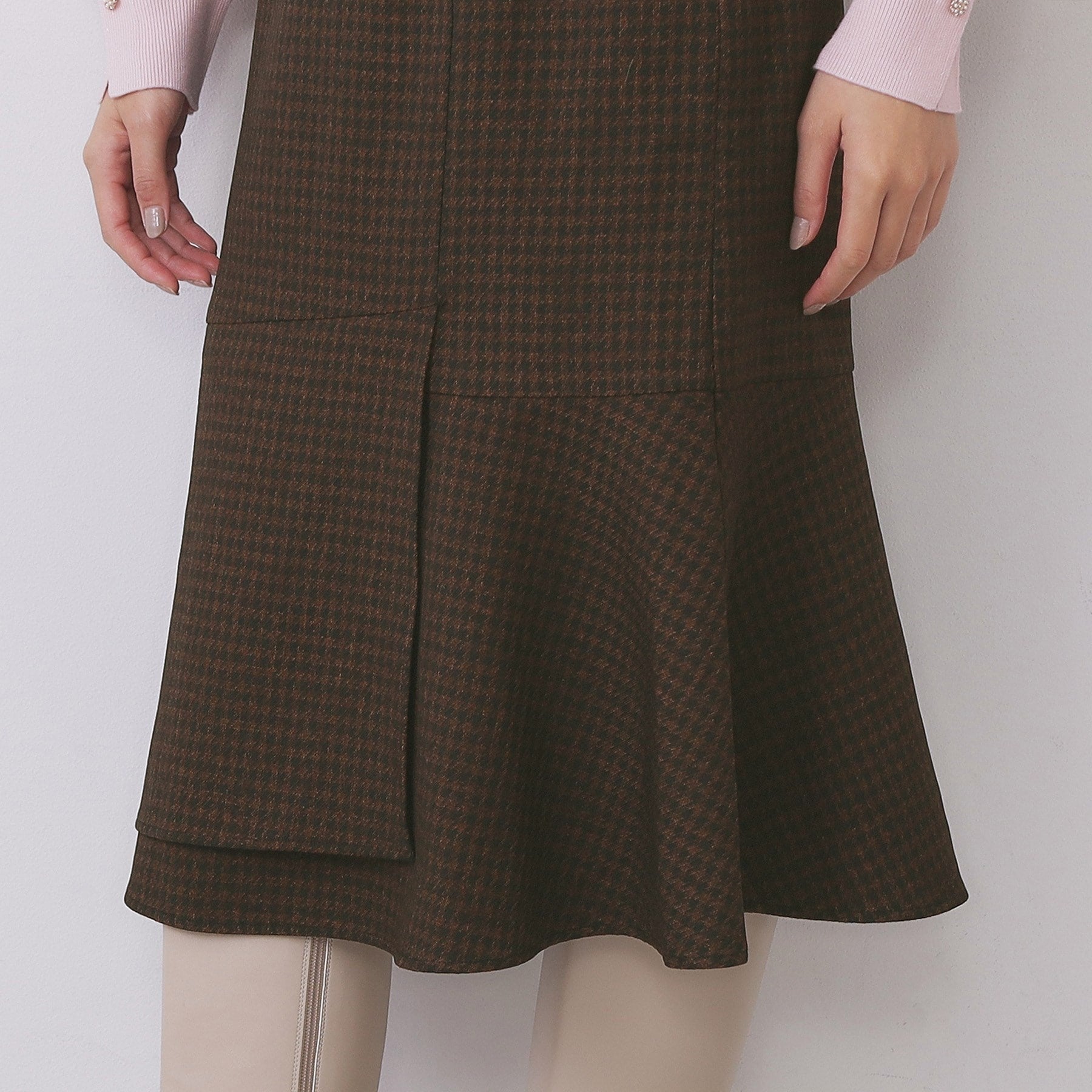 インデックス index カルゼツイードアシメフレアスカート【洗濯機可・防シワ・イージーアイロン・抗ピリング】 (チャコールグレー(013)) チャコールグレー(013)