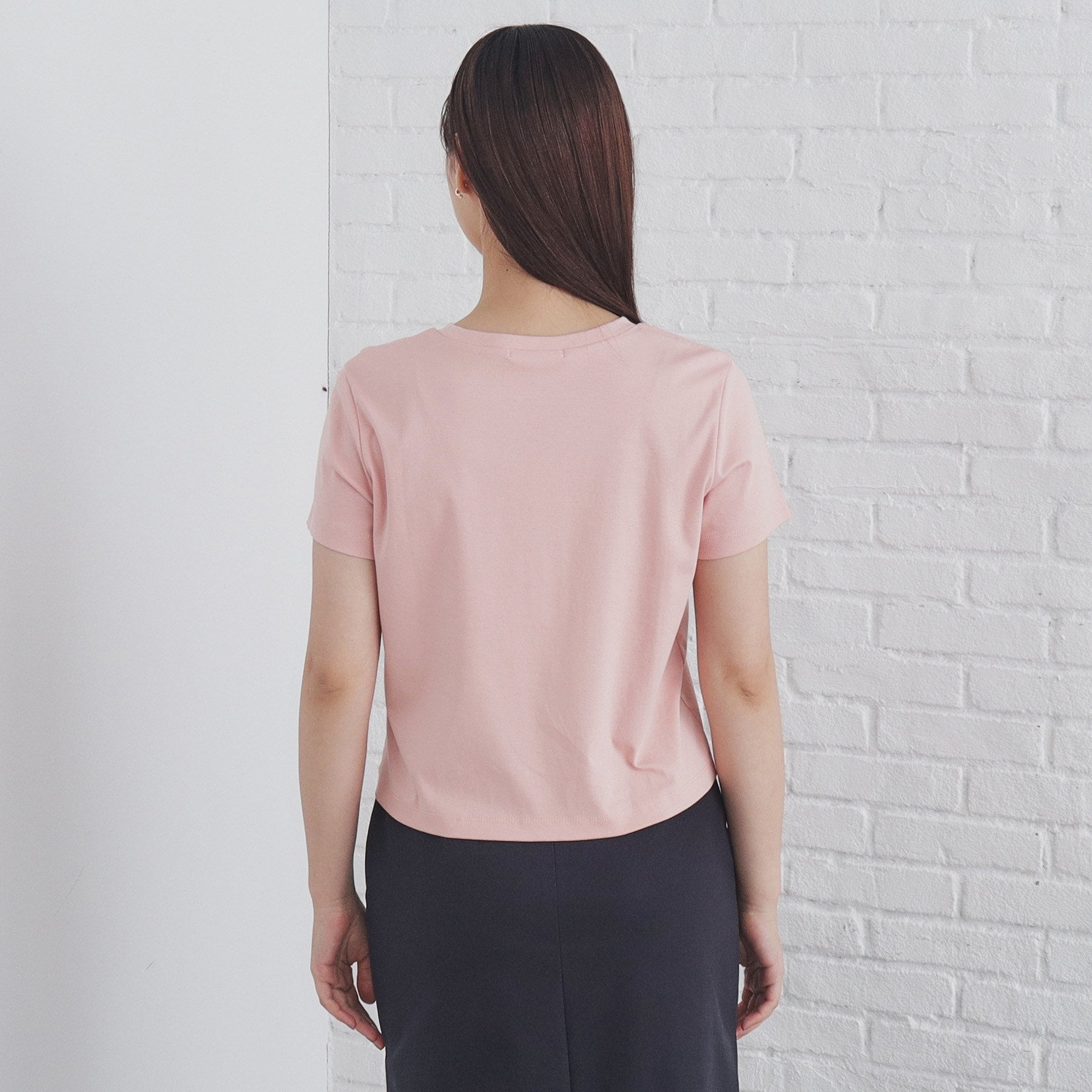 インデックス index 60シルケット短丈ビジューTシャツ【洗濯機可・接触冷感】