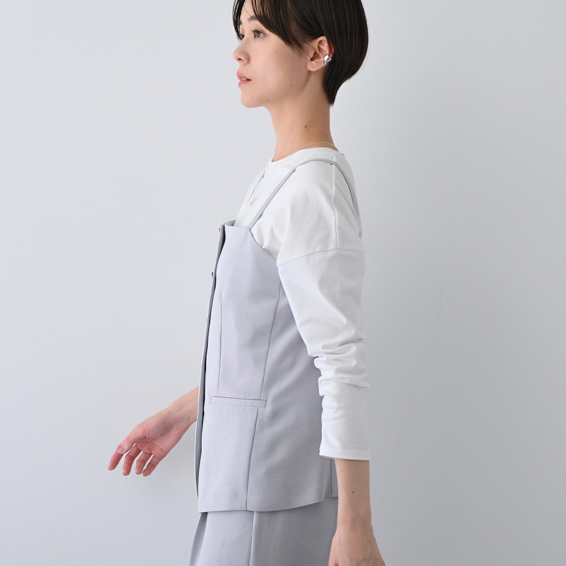 インディヴィ INDIVI 【こなれSETUP】ビスチェ風キャミトップス (ライトグレー(011)) ライトグレー(011)