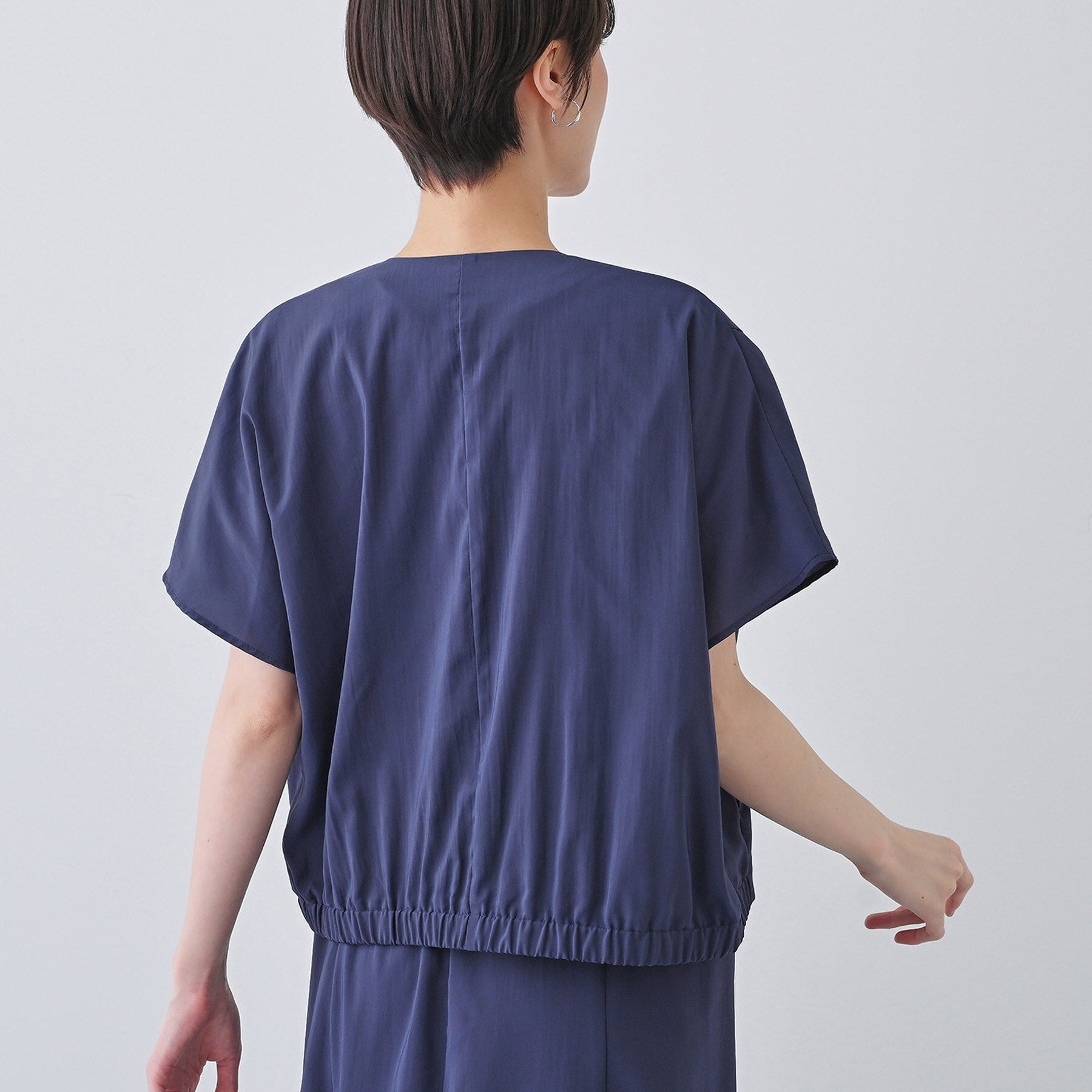 インディヴィ INDIVI 【撥水/接触冷感/UVケア】フレンチスリーブ ブラウスライクジャケット (ブラウン(043)) ブラウン(043)