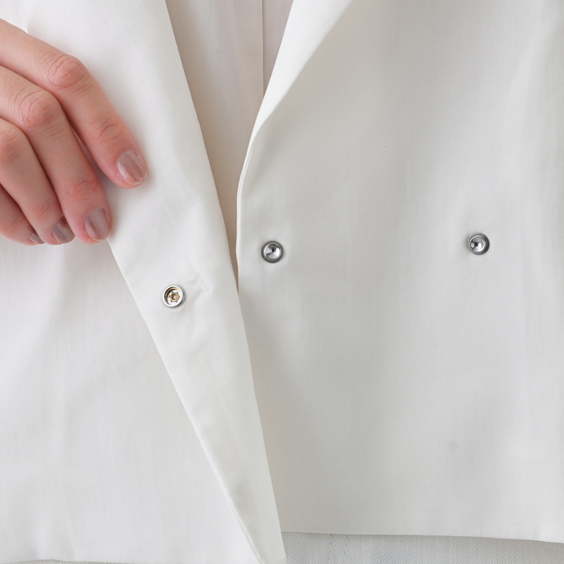 インディヴィ INDIVI 【撥水/接触冷感/UVケア】フレンチスリーブ ブラウスライクジャケット (ブラウン(043)) ブラウン(043)