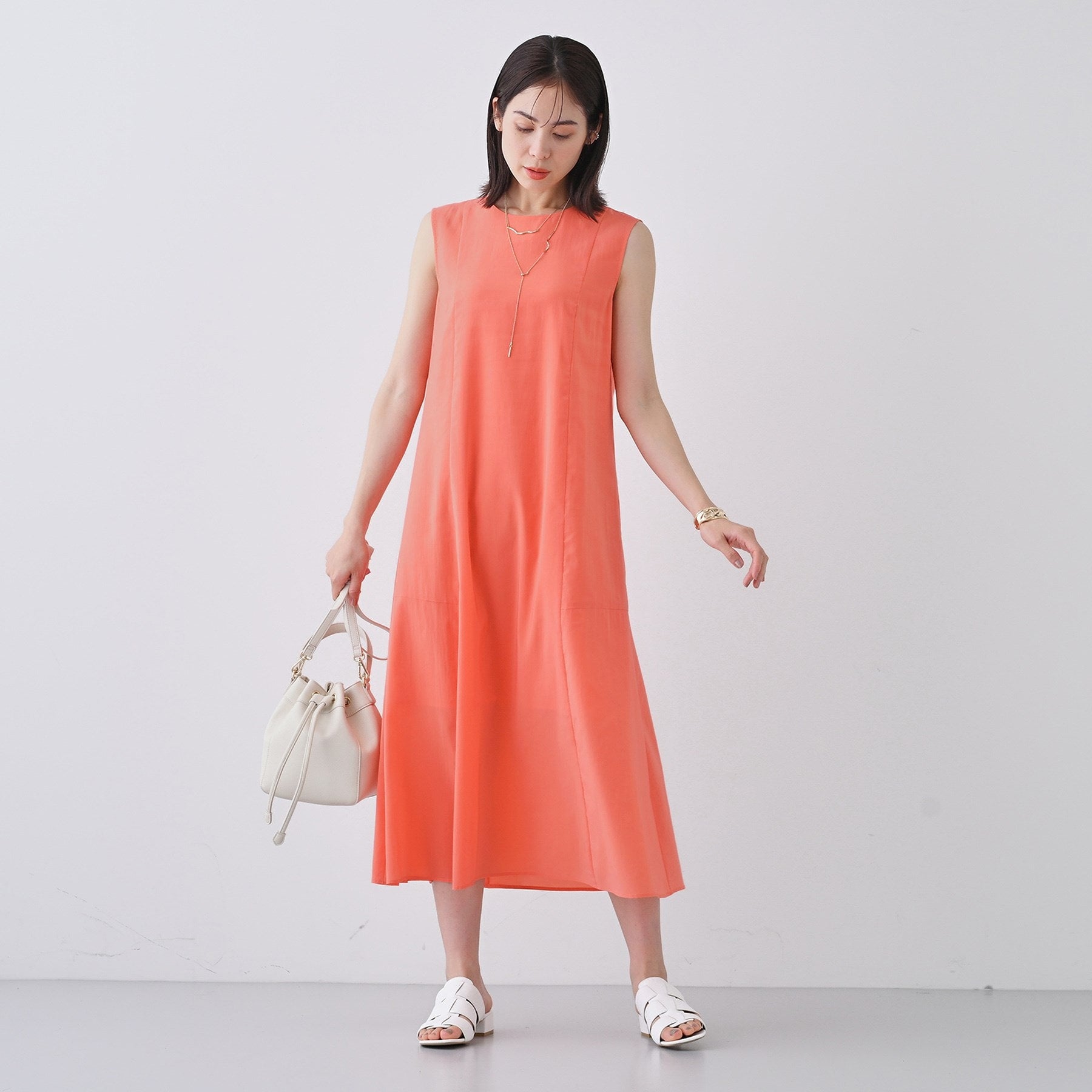 インディヴィ INDIVI 【撥水/接触冷感/UVケア】フレアワンピース (ブラウン(043)) ブラウン(043)