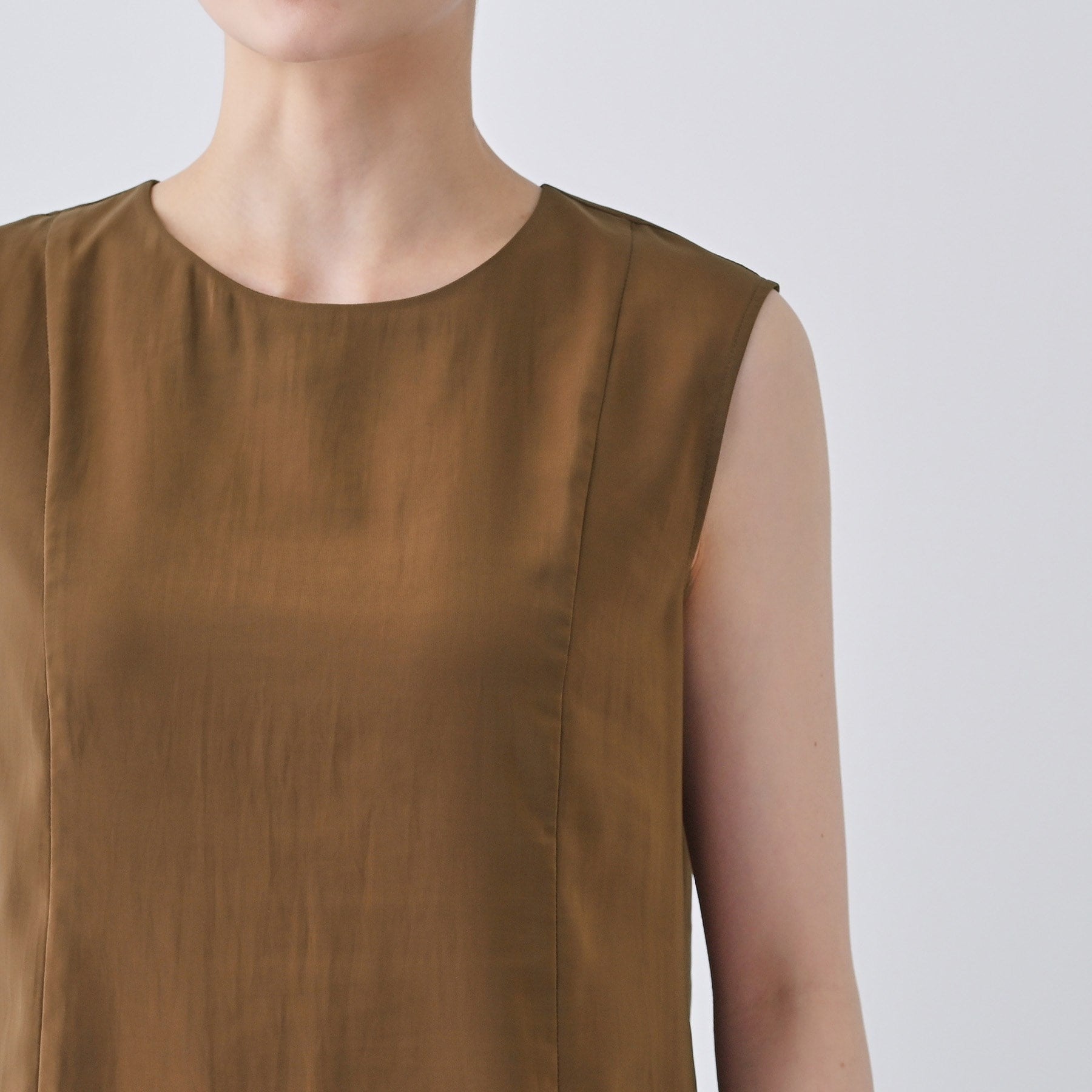 インディヴィ INDIVI 【撥水/接触冷感/UVケア】フレアワンピース (ブラウン(043)) ブラウン(043)