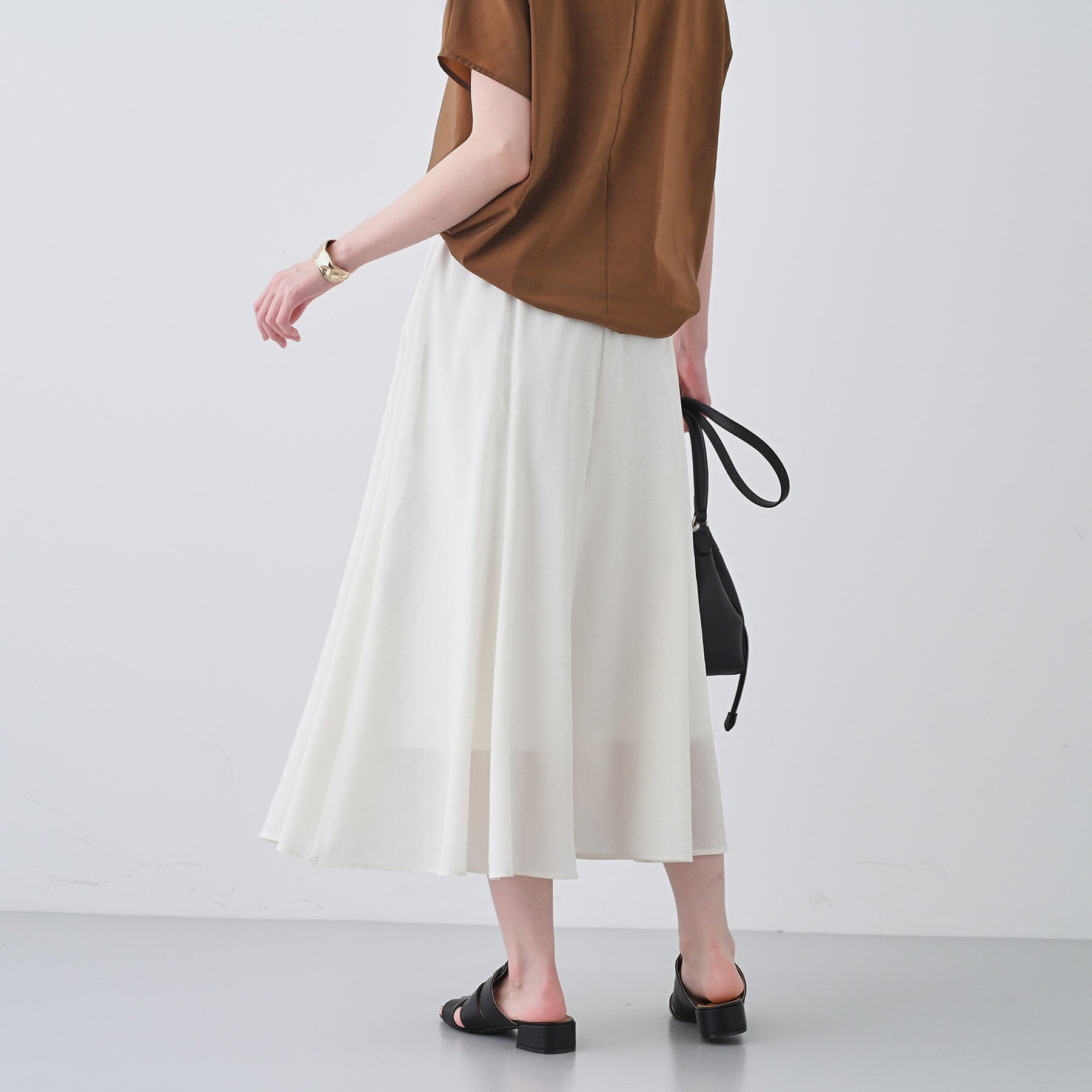 インディヴィ INDIVI 【撥水/接触冷感/UVケア】ナローフレアスカート (オフホワイト(003)) オフホワイト(003)