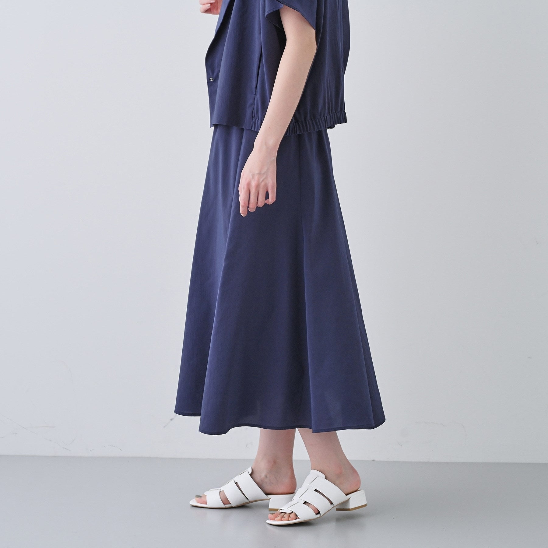 インディヴィ INDIVI 【撥水/接触冷感/UVケア】ナローフレアスカート (オフホワイト(003)) オフホワイト(003)