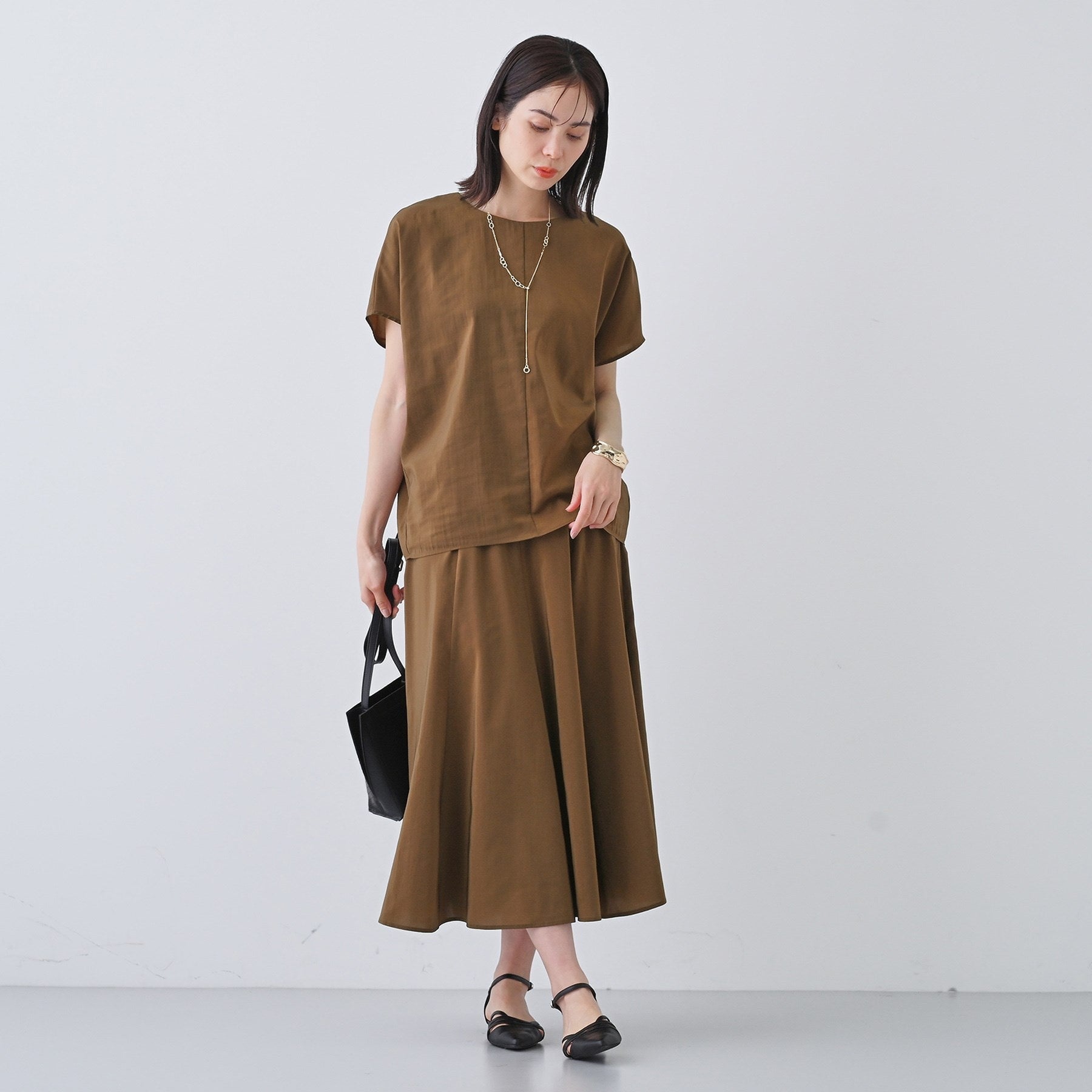 インディヴィ INDIVI 【撥水/接触冷感/UVケア】ドルマンスリーブブラウス (ブラウン(043)) ブラウン(043)