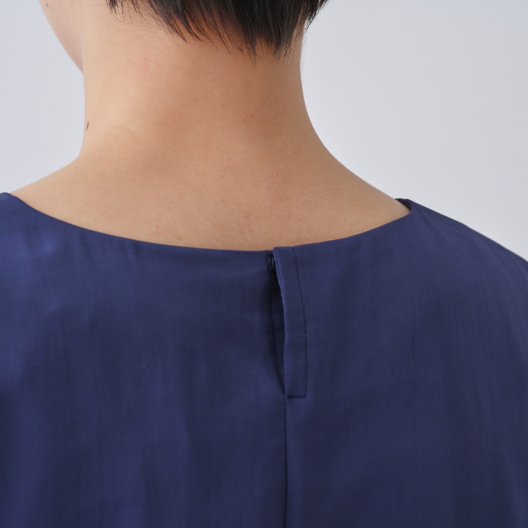 インディヴィ INDIVI 【撥水/接触冷感/UVケア】ドルマンスリーブブラウス (ブラウン(043)) ブラウン(043)