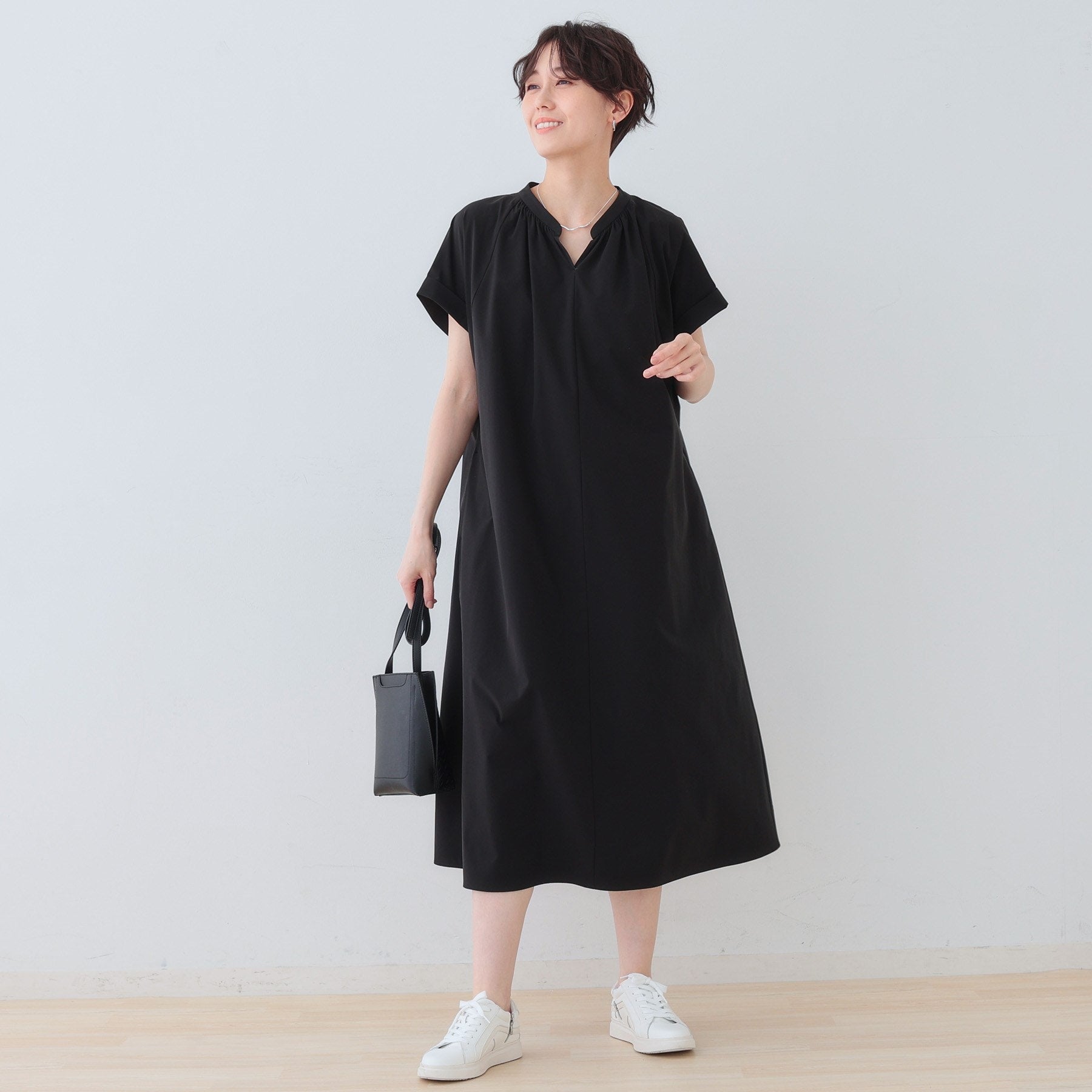 インディヴィ INDIVI 【撥水/UV/接触冷感】アクティブワンピース (ブラック(019)) ブラック(019)