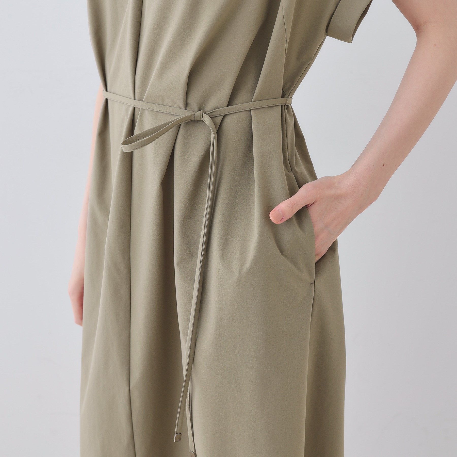 インディヴィ INDIVI 【撥水/UV/接触冷感】アクティブワンピース (ブラック(019)) ブラック(019)