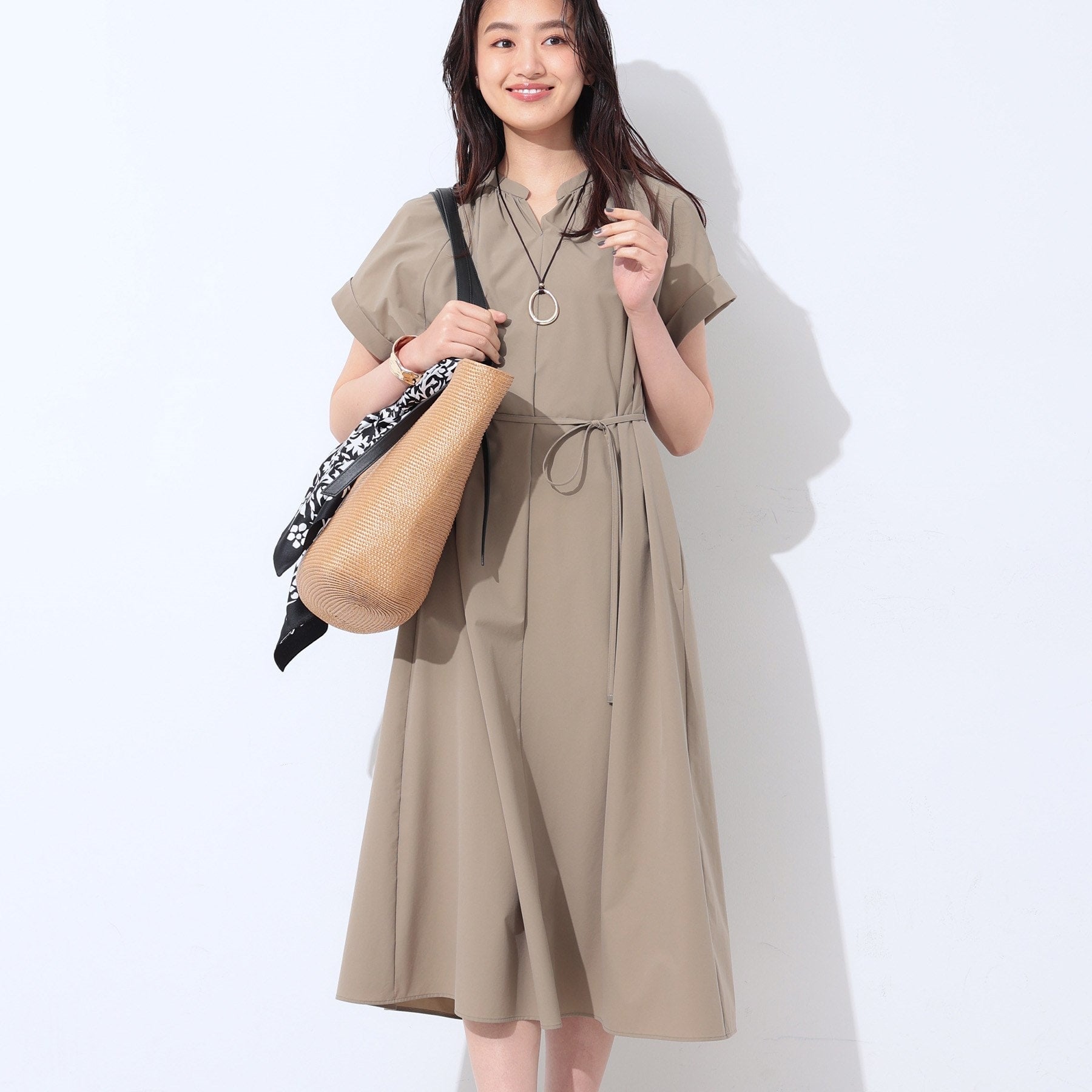 インディヴィ INDIVI 【撥水/UV/接触冷感】アクティブワンピース (オリーブグリーン(026)) オリーブグリーン(026)