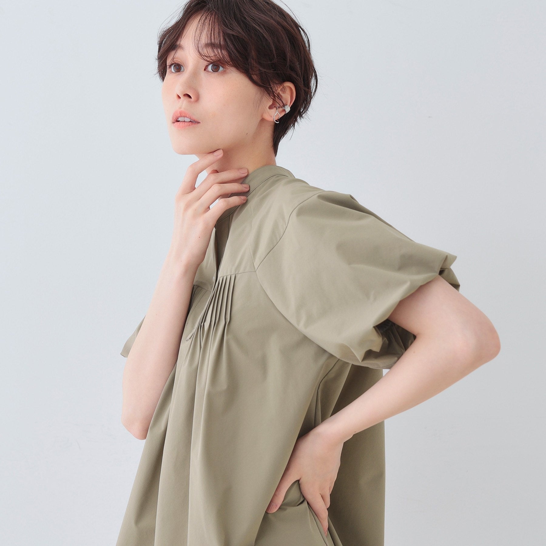 インディヴィ INDIVI 【撥水/UV/SETUP可能】アクティブブラウス (レッド(062)) レッド(062)