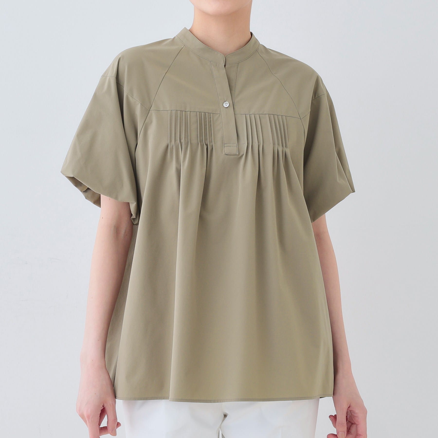 インディヴィ INDIVI 【撥水/UV/SETUP可能】アクティブブラウス (レッド(062)) レッド(062)