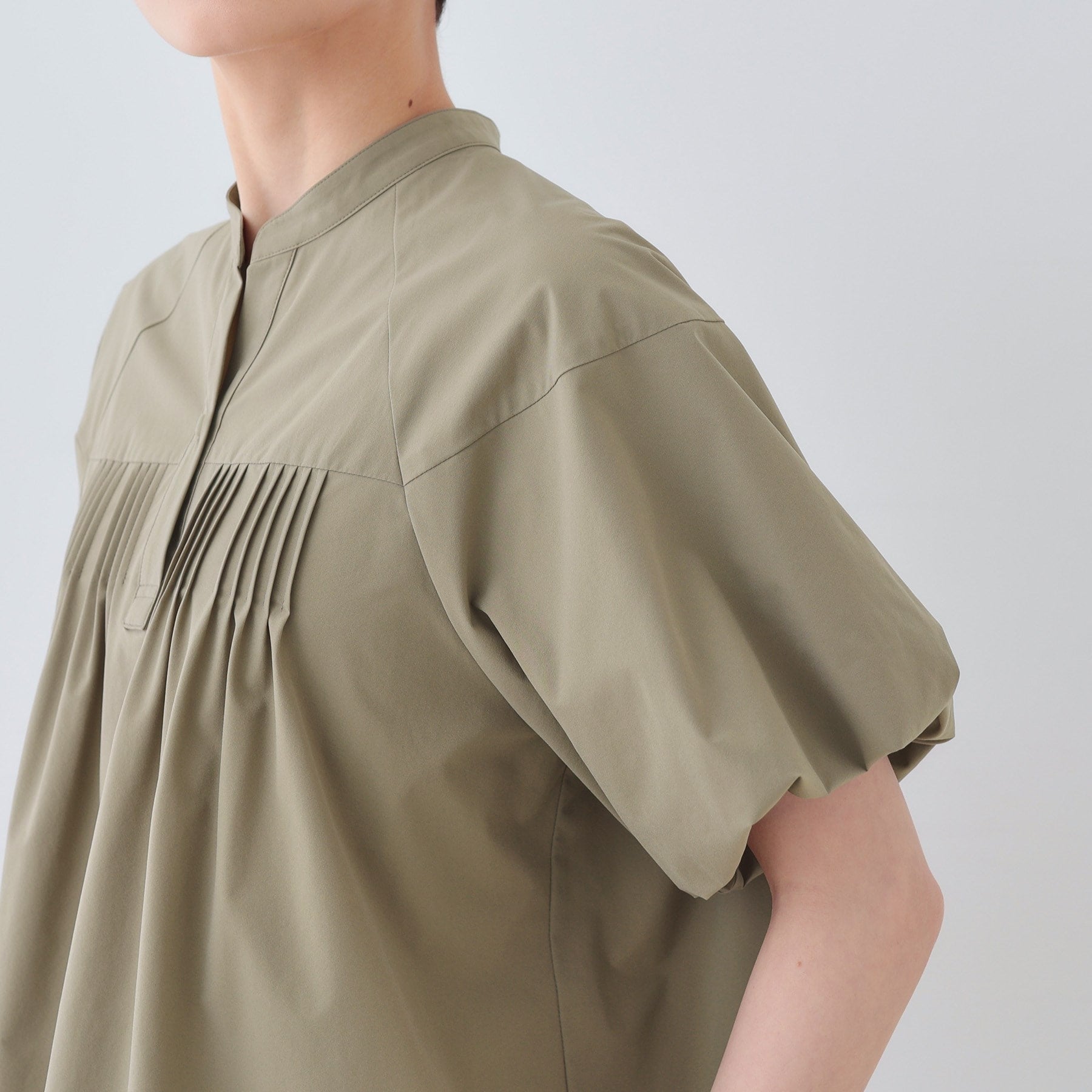 インディヴィ INDIVI 【撥水/UV/SETUP可能】アクティブブラウス (レッド(062)) レッド(062)