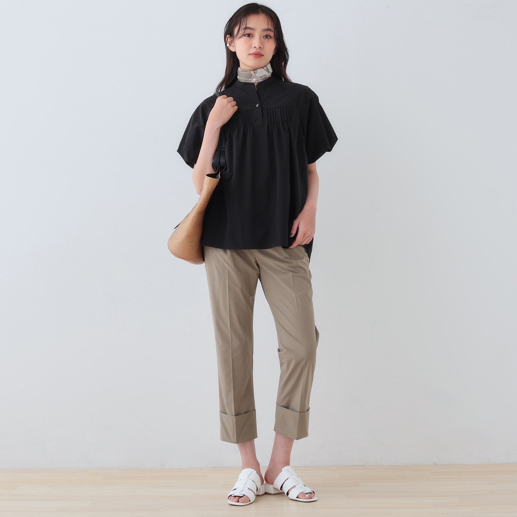 インディヴィ INDIVI 【撥水/UV/SETUP可能】アクティブブラウス (レッド(062)) レッド(062)