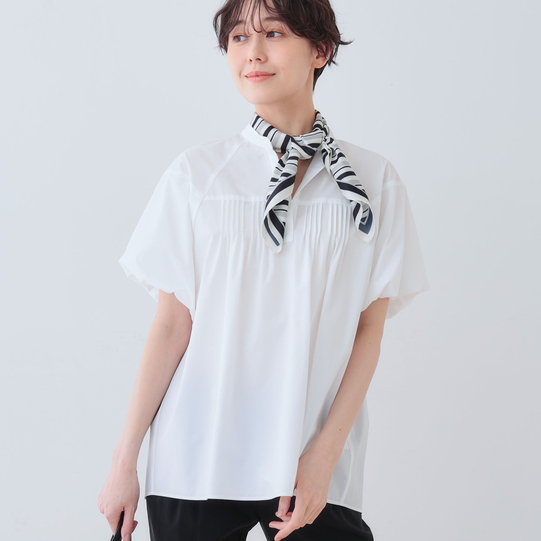 インディヴィ INDIVI 【撥水/UV/SETUP可能】アクティブブラウス (レッド(062)) レッド(062)