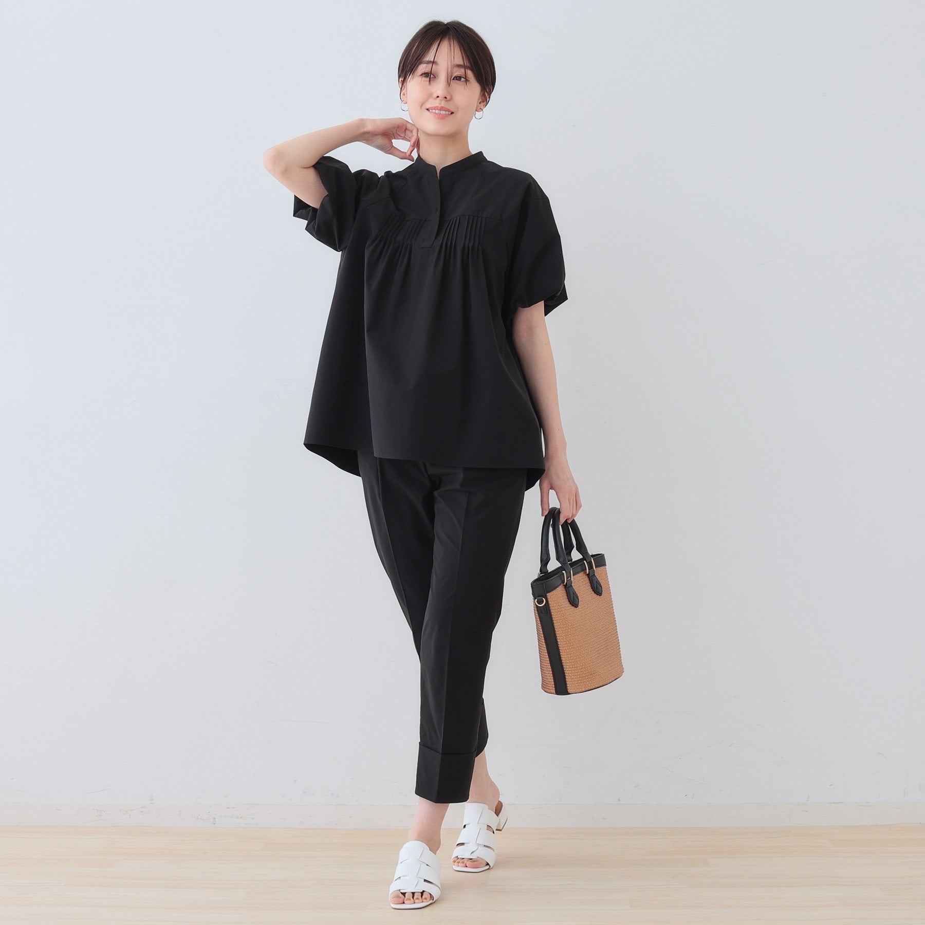 インディヴィ INDIVI 【撥水/UV/SETUP可能】アクティブパンツ (ブラック(019)) ブラック(019)